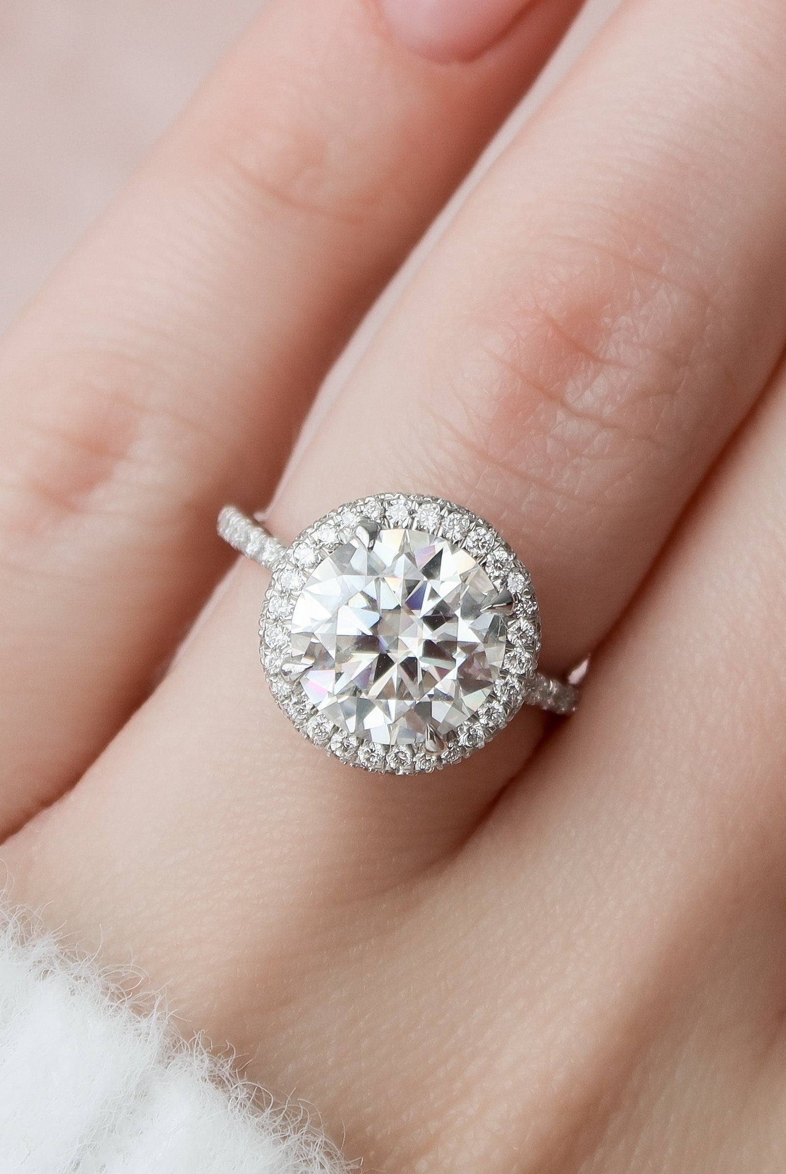 3.50CT Cathedral Set Round Moissanite Diamond Halo Engagement Ring