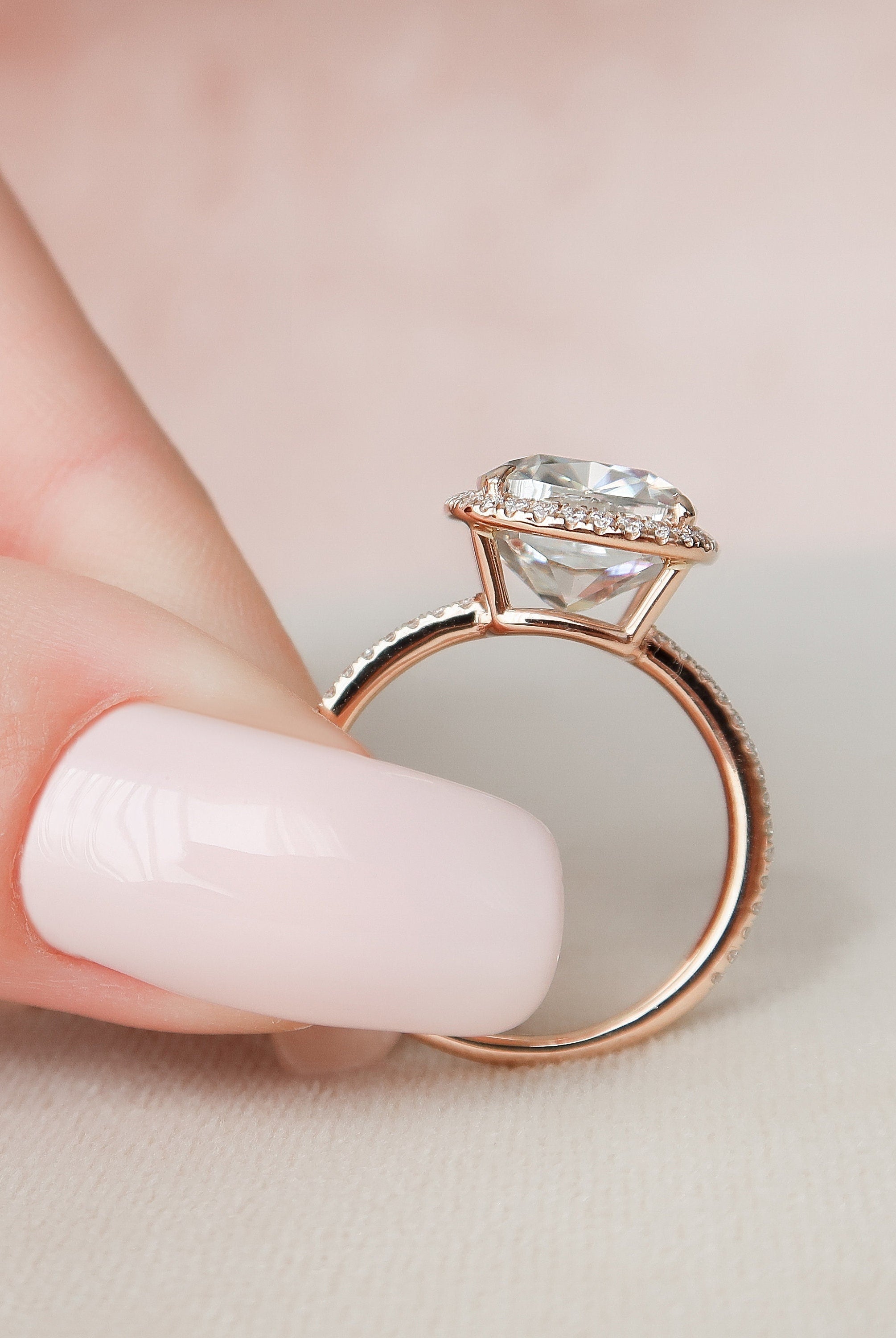 5.0CT Cushion Halo Moissanite Diamond Pave Engagement Ring For Women