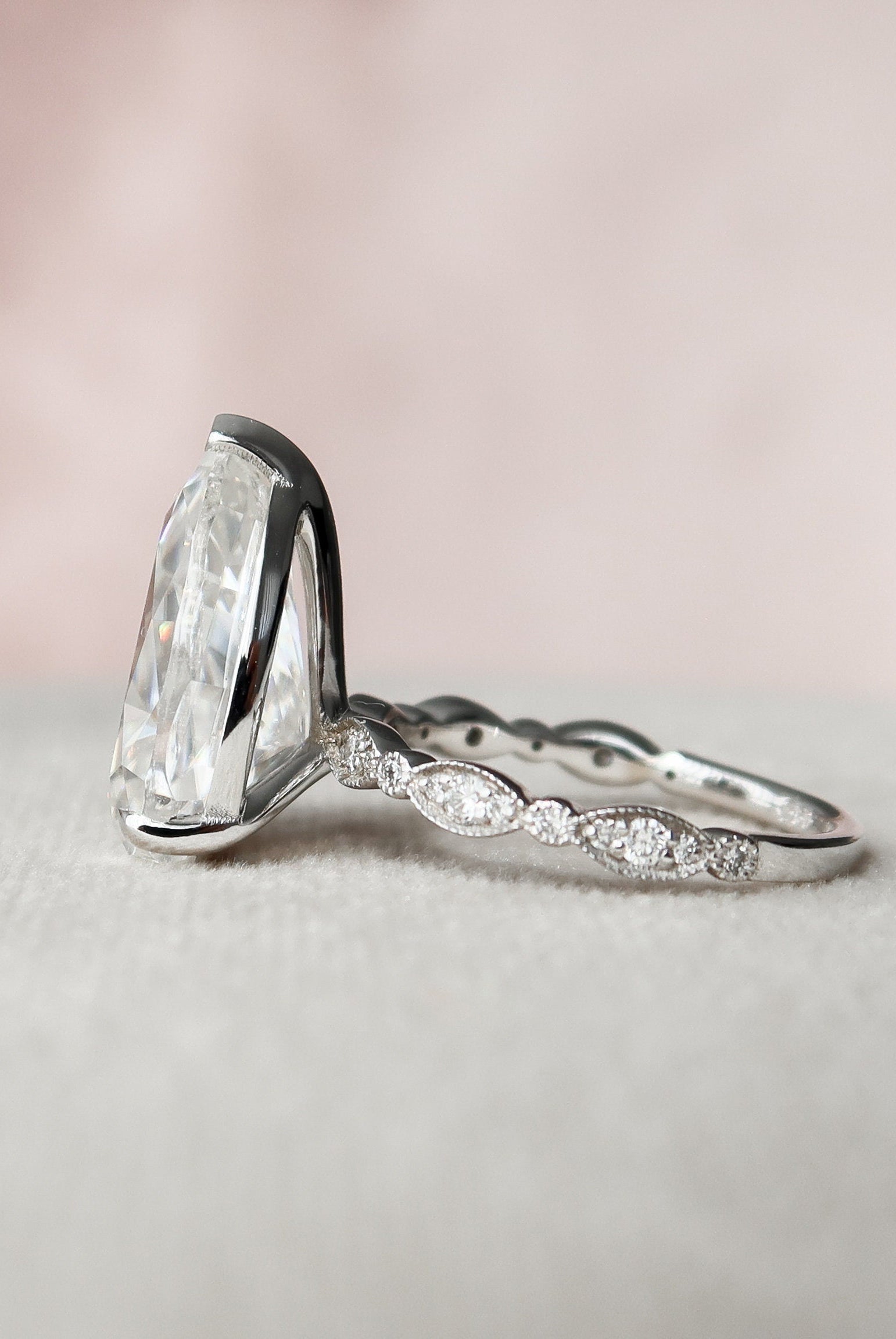 4.50CT Pear Vintage Pave Moissanite Diamond Engagement Ring For Women