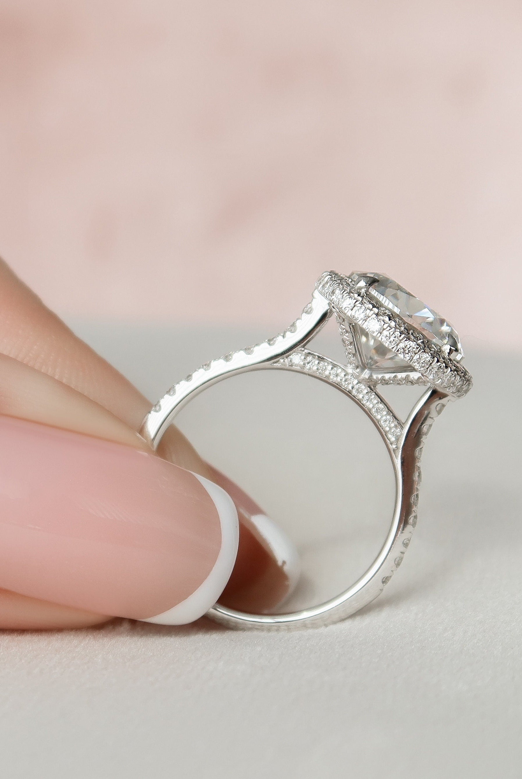 3.50CT Cathedral Set Round Moissanite Diamond Halo Engagement Ring