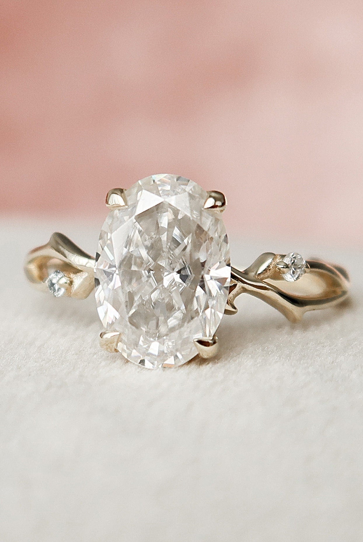 2.0CT Oval Twig Moissanite Diamond Engagement Ring For Women