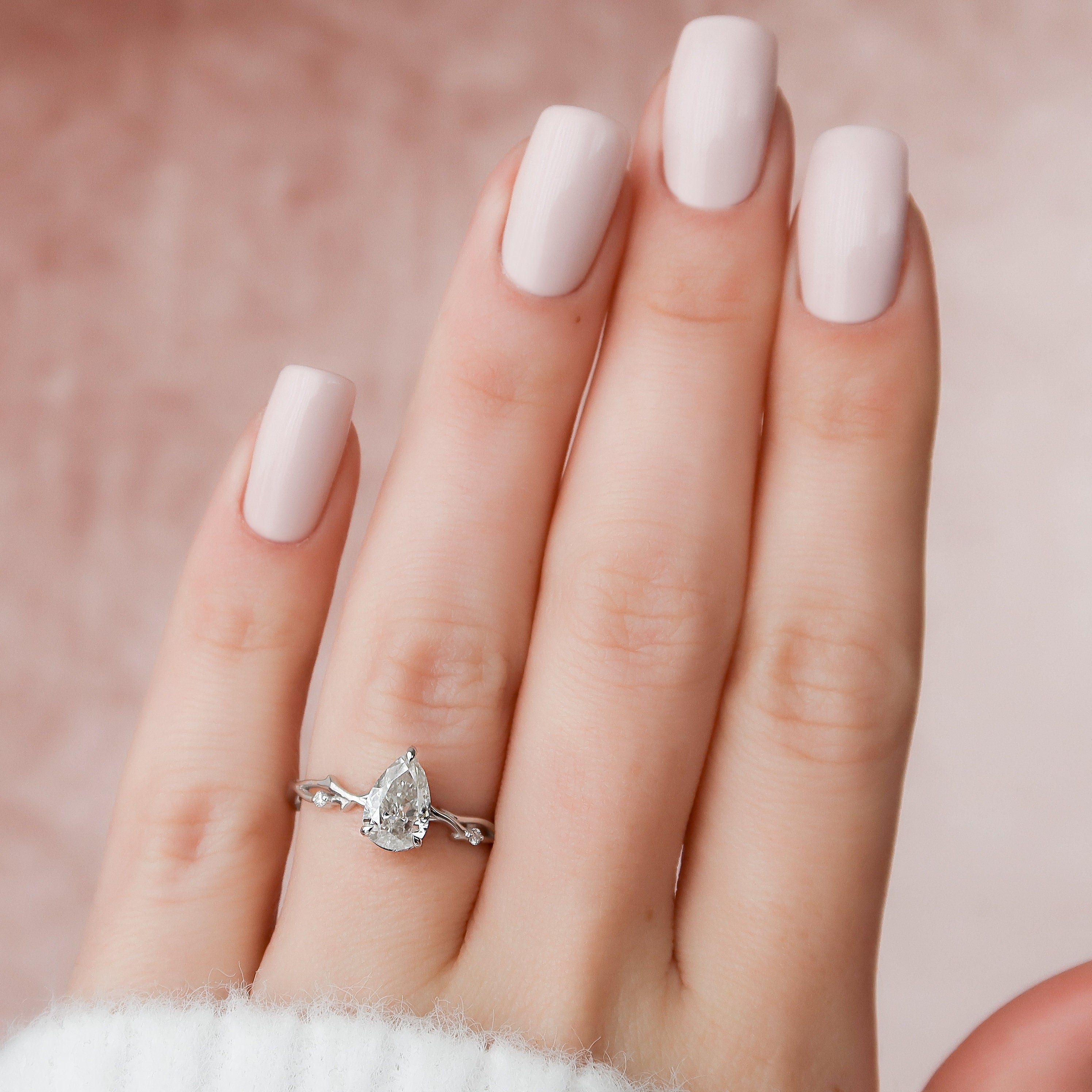 1.0CT Pear Twig Moissanite Diamond Engagement Ring For Women