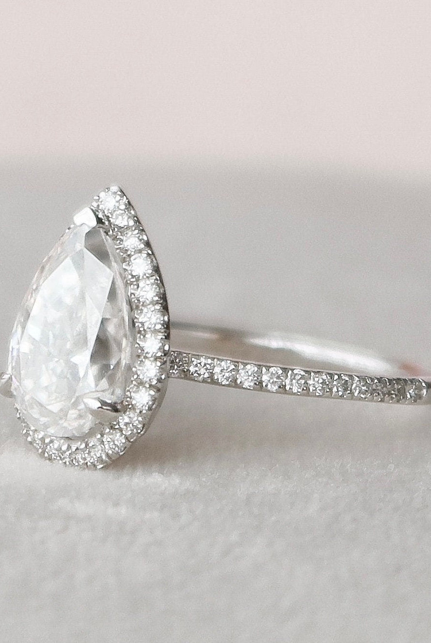 2.0CT Pear Halo Moissanite Diamond Pave Engagement Ring