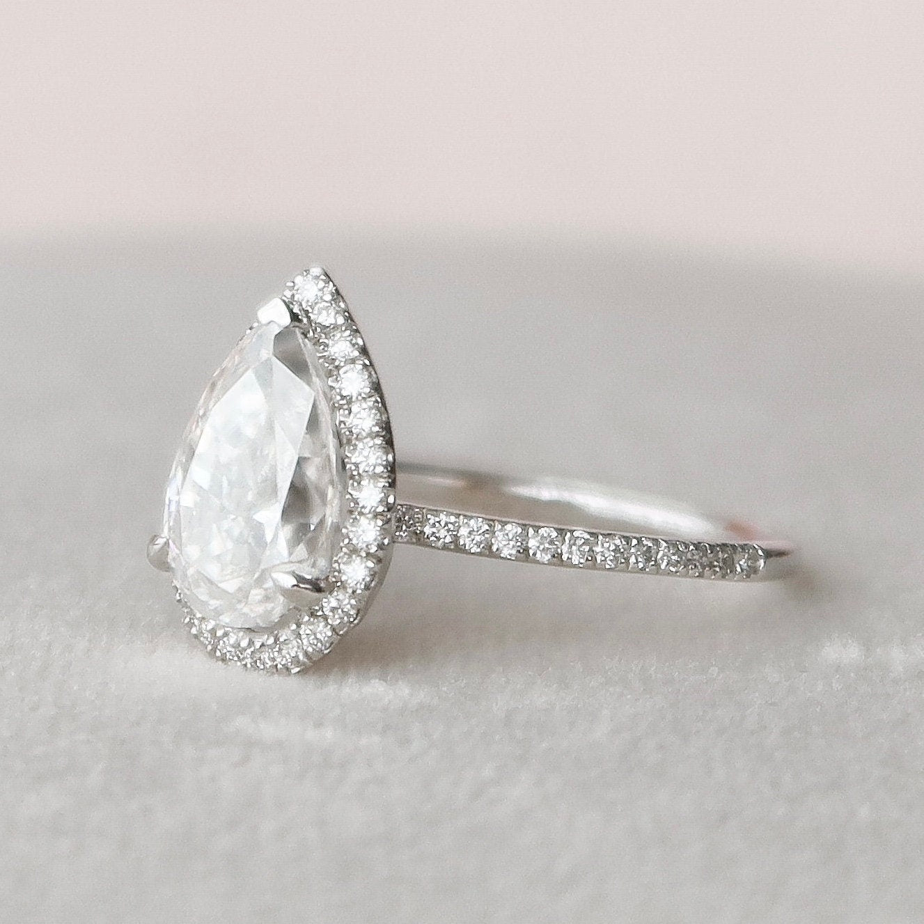 2.0CT Pear Halo Moissanite Diamond Pave Engagement Ring