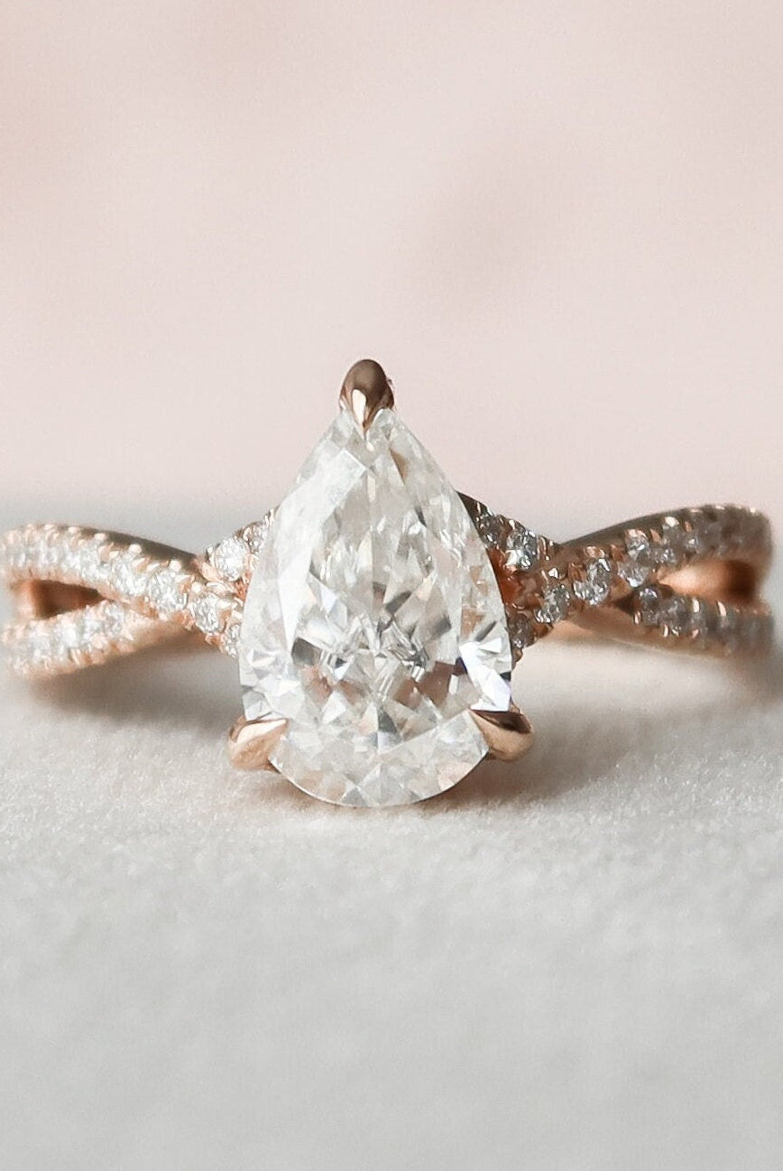 1.0CT Pear Split Shank Moissanite Diamond Hidden Halo Engagement Ring