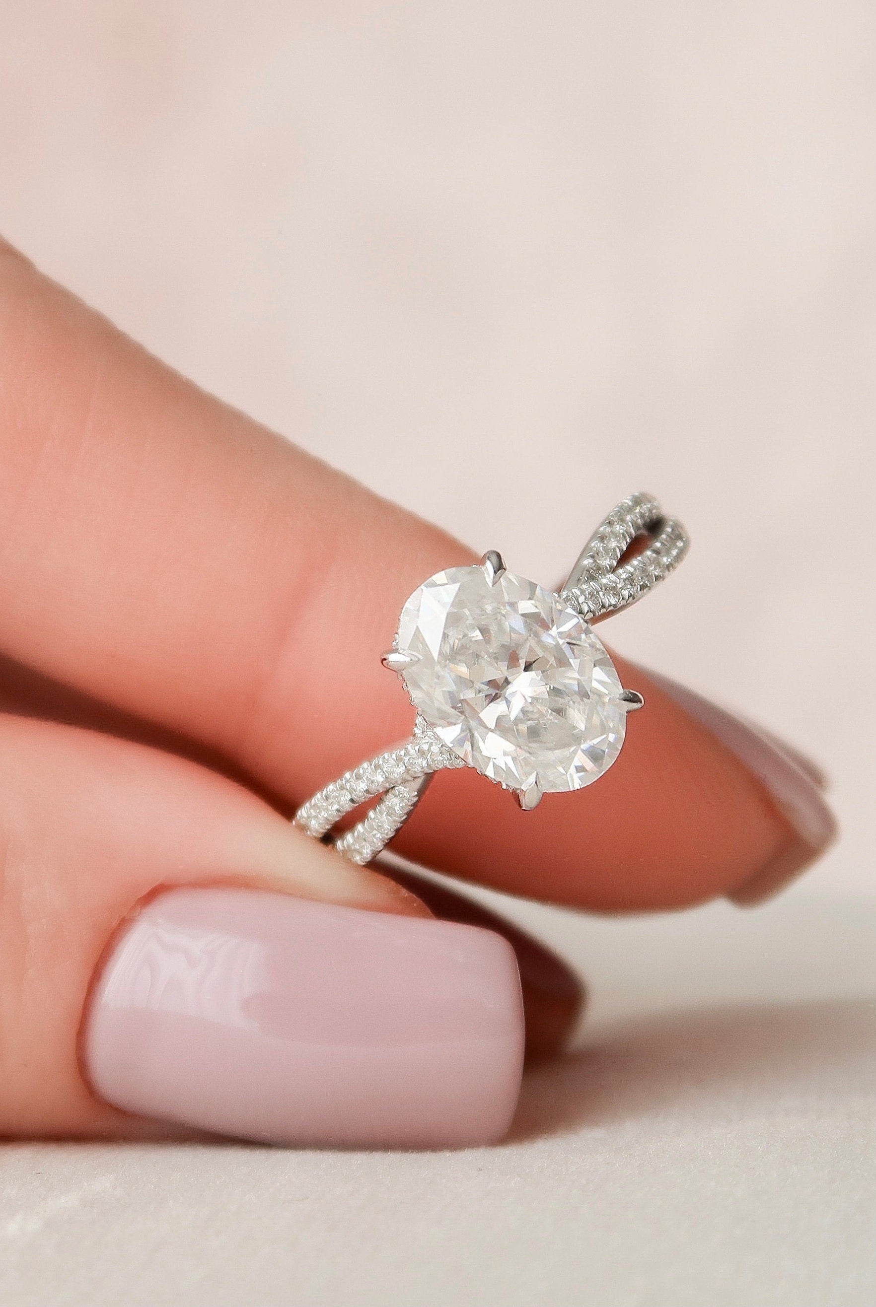 3.0CT Oval Infinity Moissanite Diamond Hidden Halo Engagement Ring