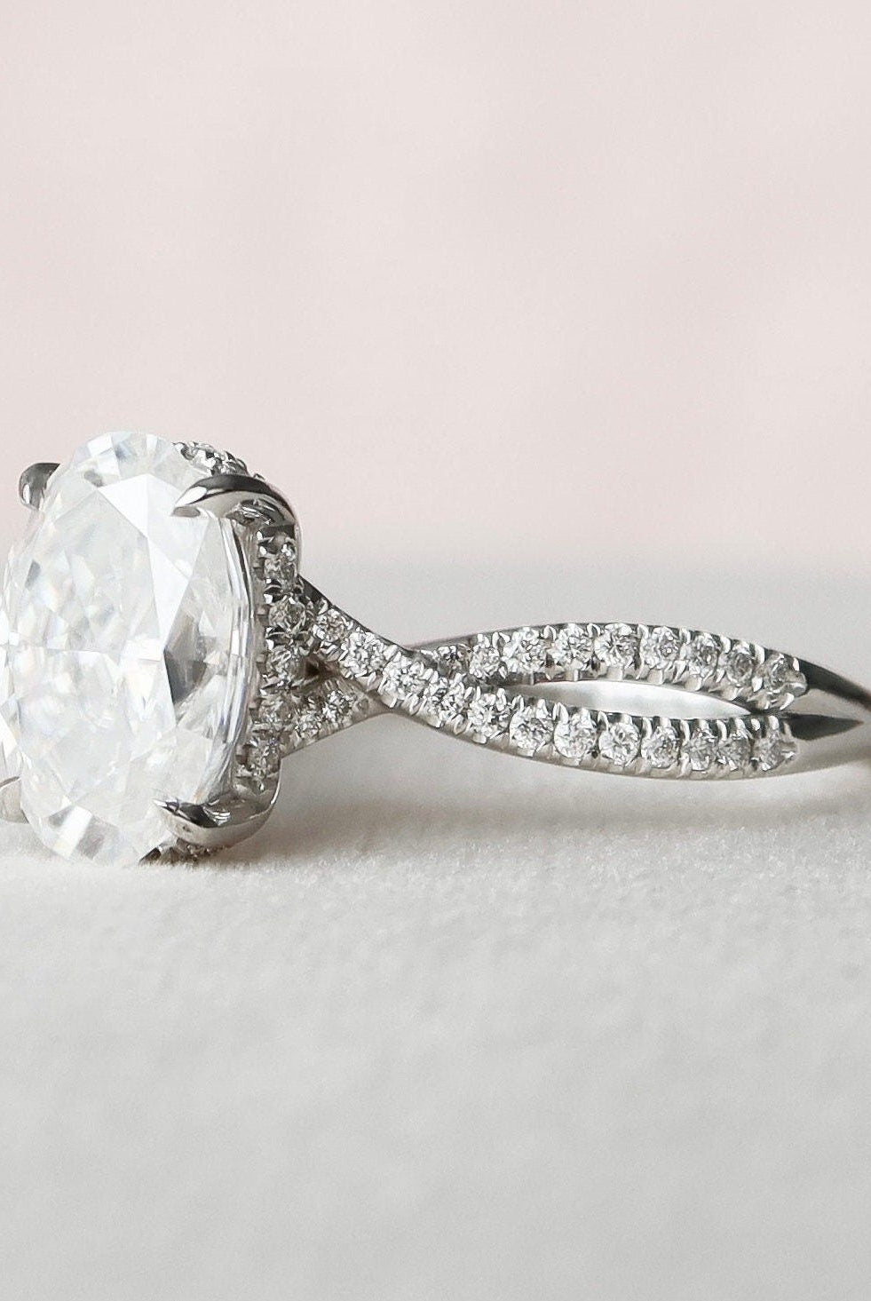 3.0CT Oval Infinity Moissanite Diamond Hidden Halo Engagement Ring