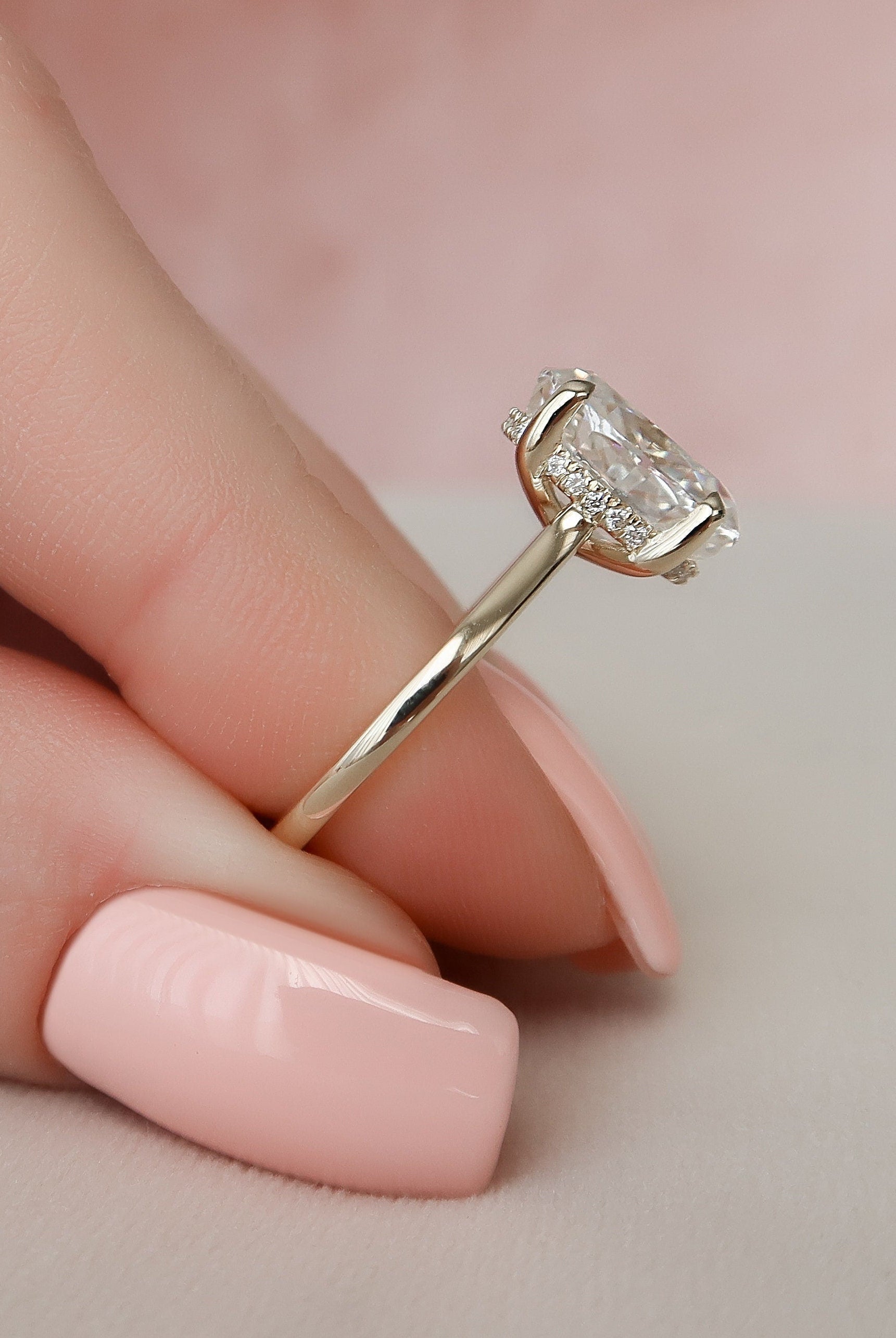 3.0CT Oval Hidden Halo Moissanite Diamond Solitaire Engagement Ring