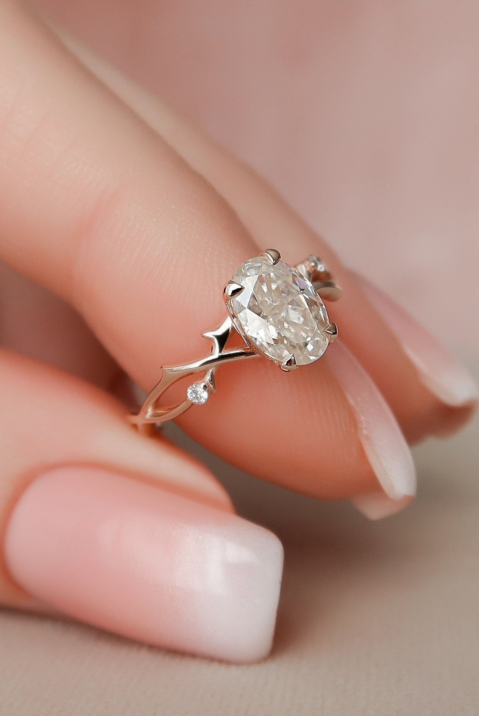 1.0CT Oval Twig Moissanite Diamond Engagement Ring In Solid Gold