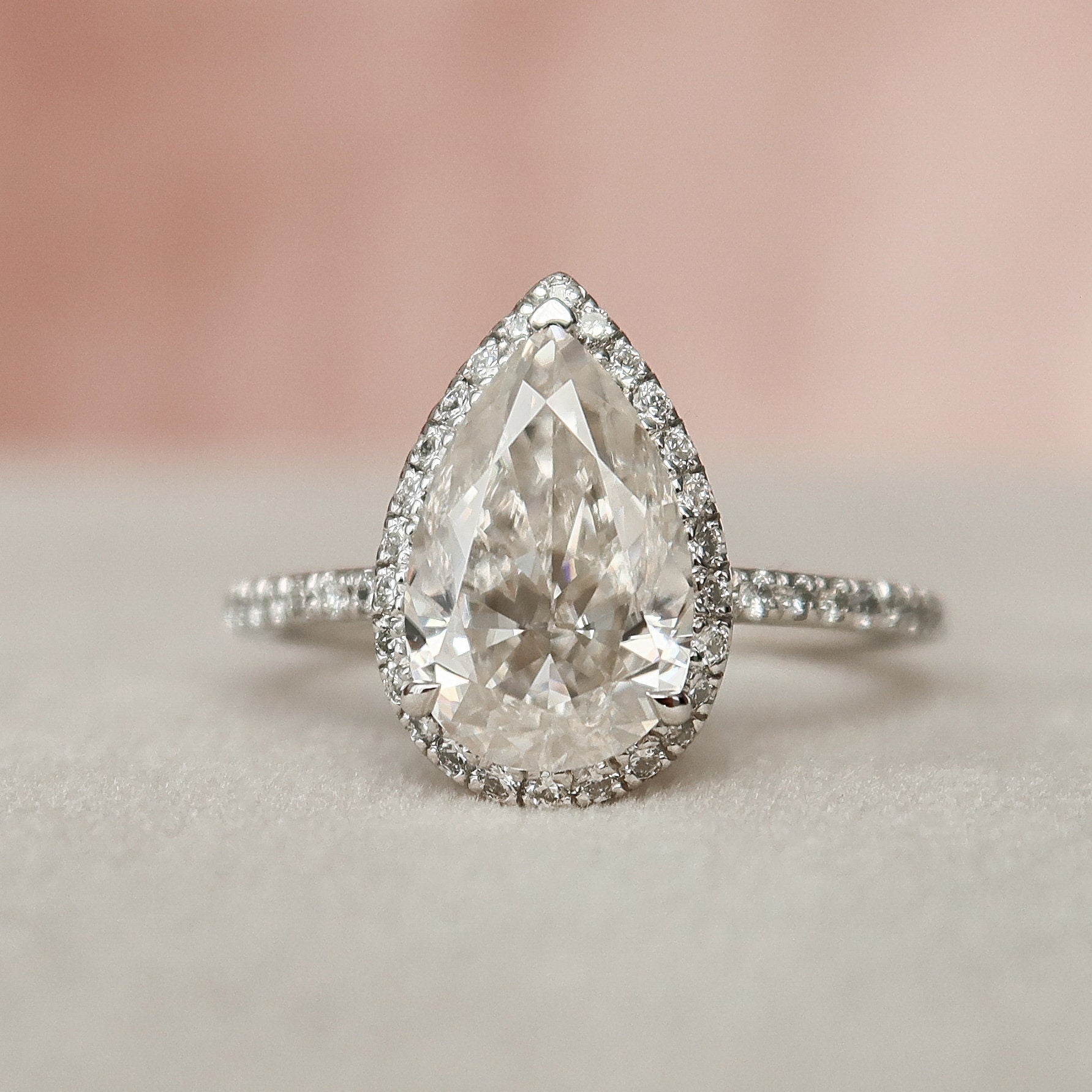 2.0CT Pear Halo Moissanite Diamond Pave Engagement Ring