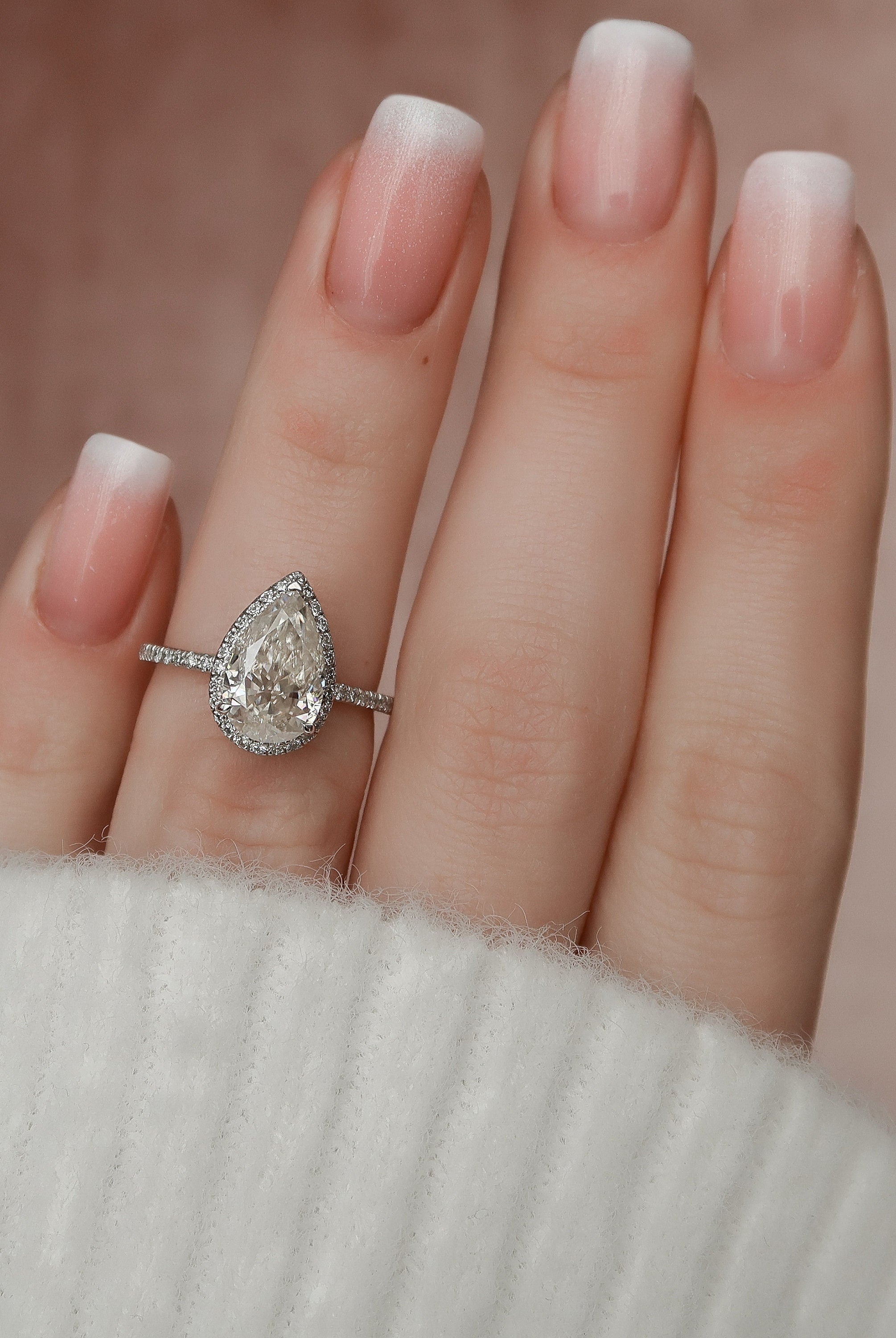 2.0CT Pear Halo Moissanite Diamond Pave Engagement Ring
