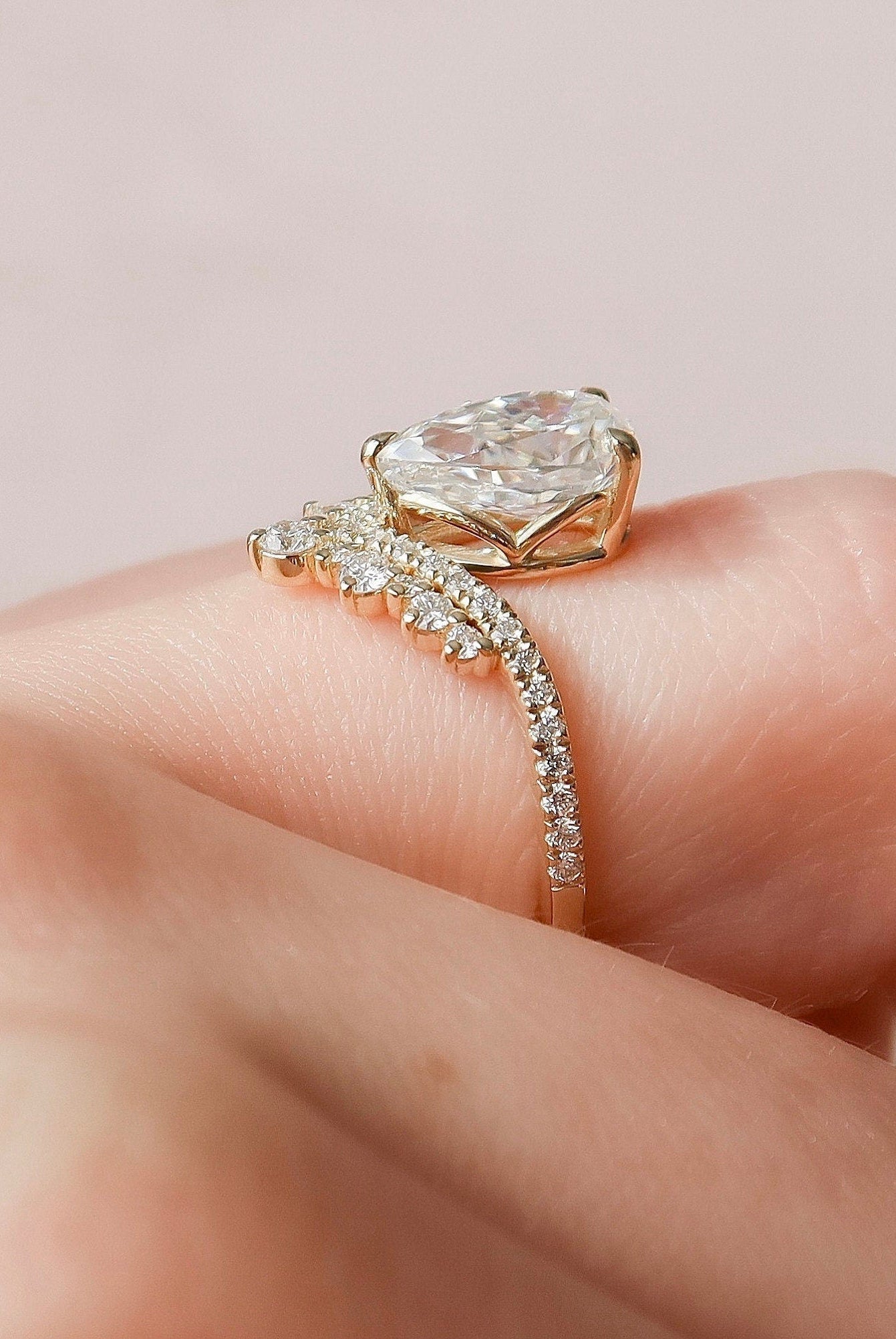 1.50CT Pear Moissanite Diamond Chevron Engagement Ring In Solid Gold