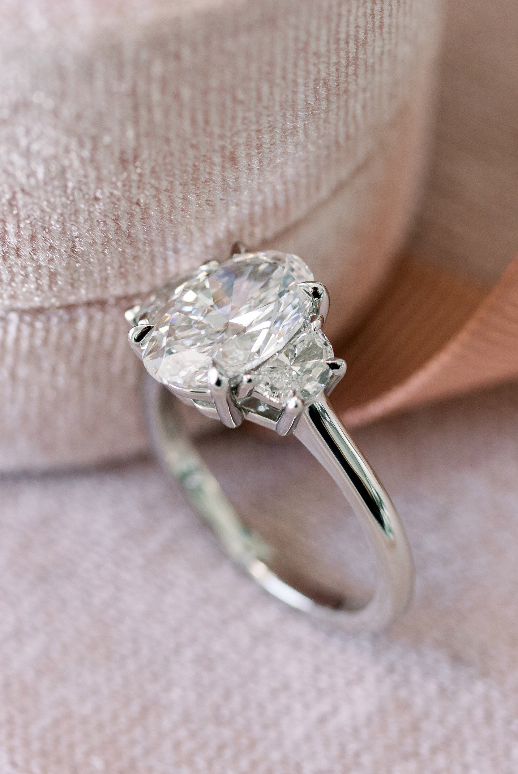 2.25CT Cathedral Set Oval Moissanite Diamond Three Stone Engagement Ring In 18K Solid Gold