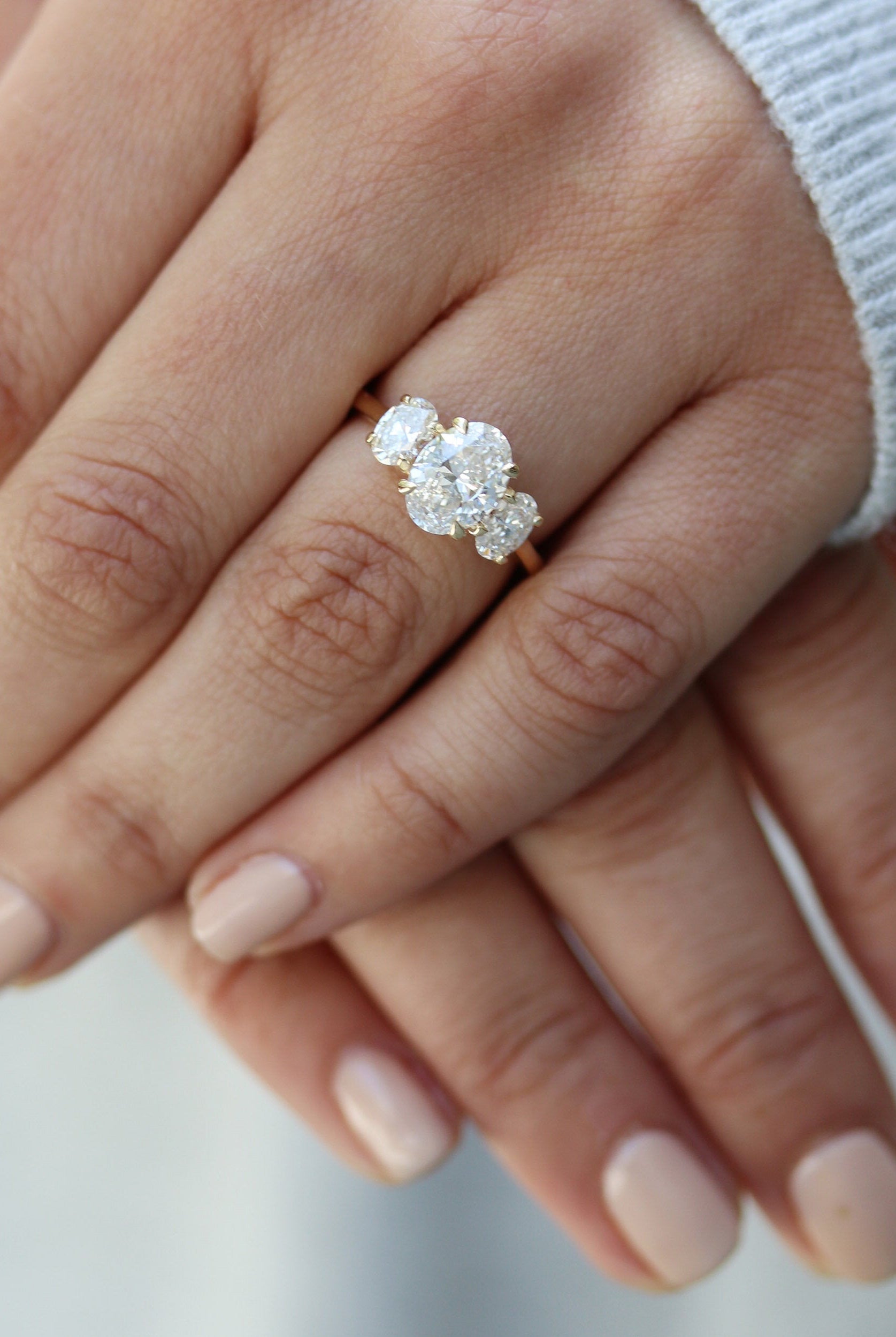 1.50CT Oval Three Stone Moissanite Diamond Solitaire Engagement Ring For Women