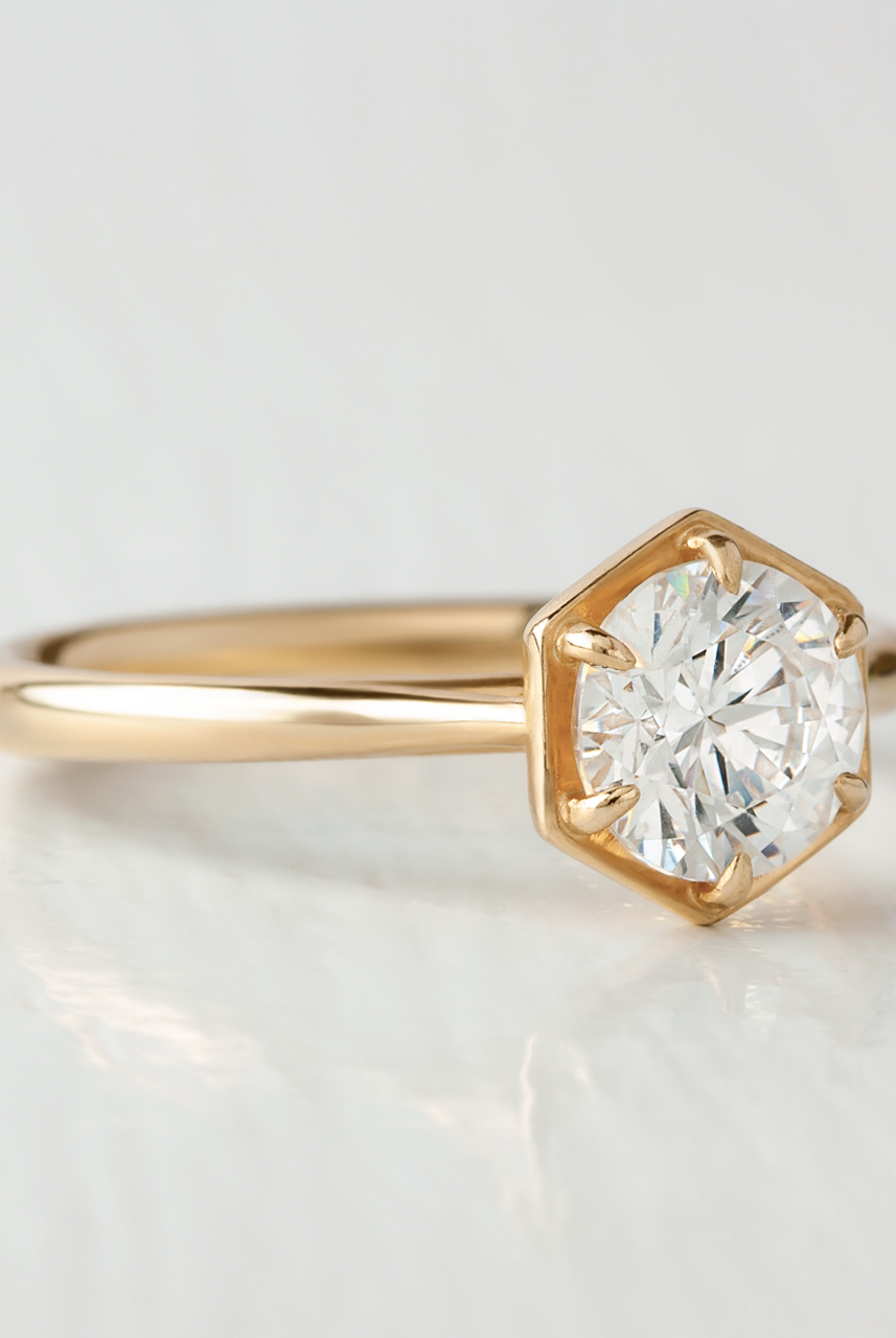 1.0CT Round Hexagon Shape Moissanite Diamond Solitaire Engagement Ring