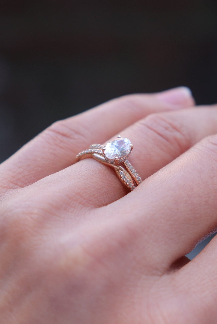 0.84CT Oval Hidden Halo Moissanite Diamond Pave Engagement Ring For Women