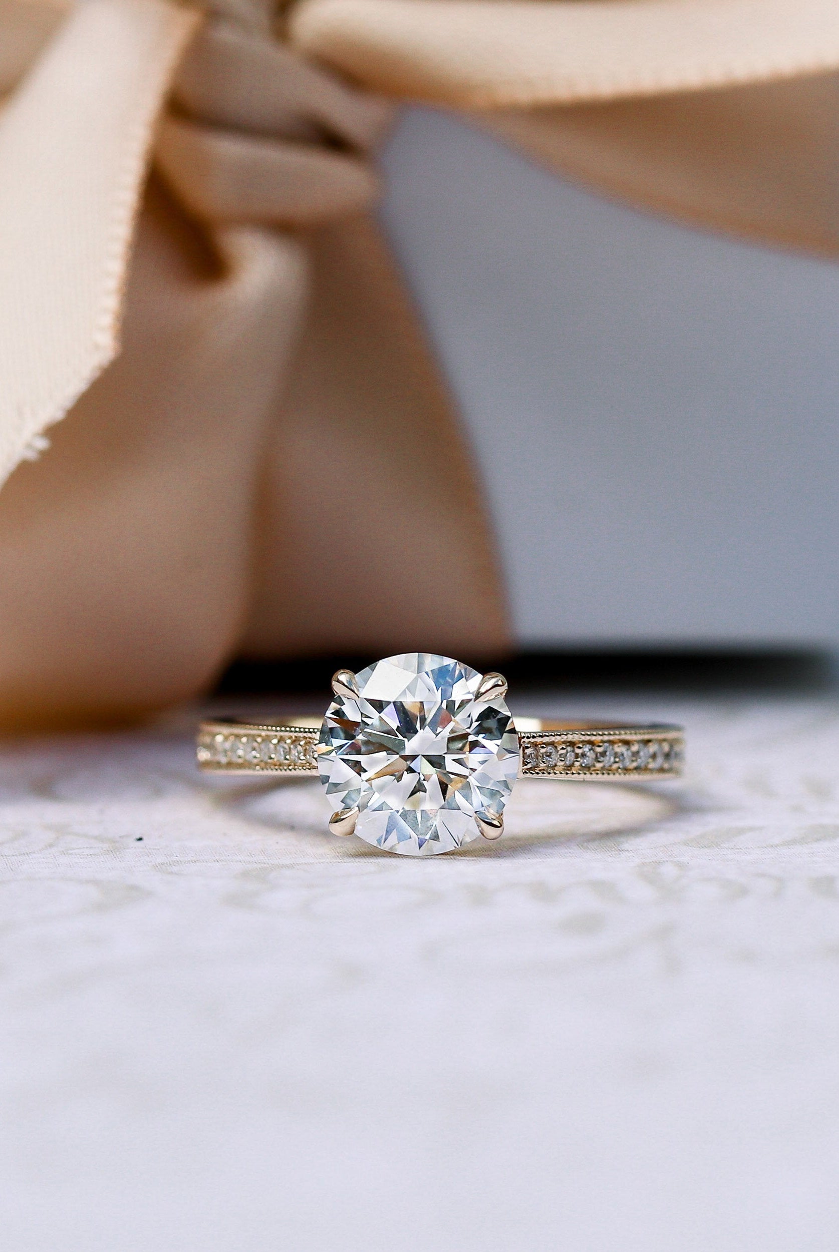 Channel Set Ring