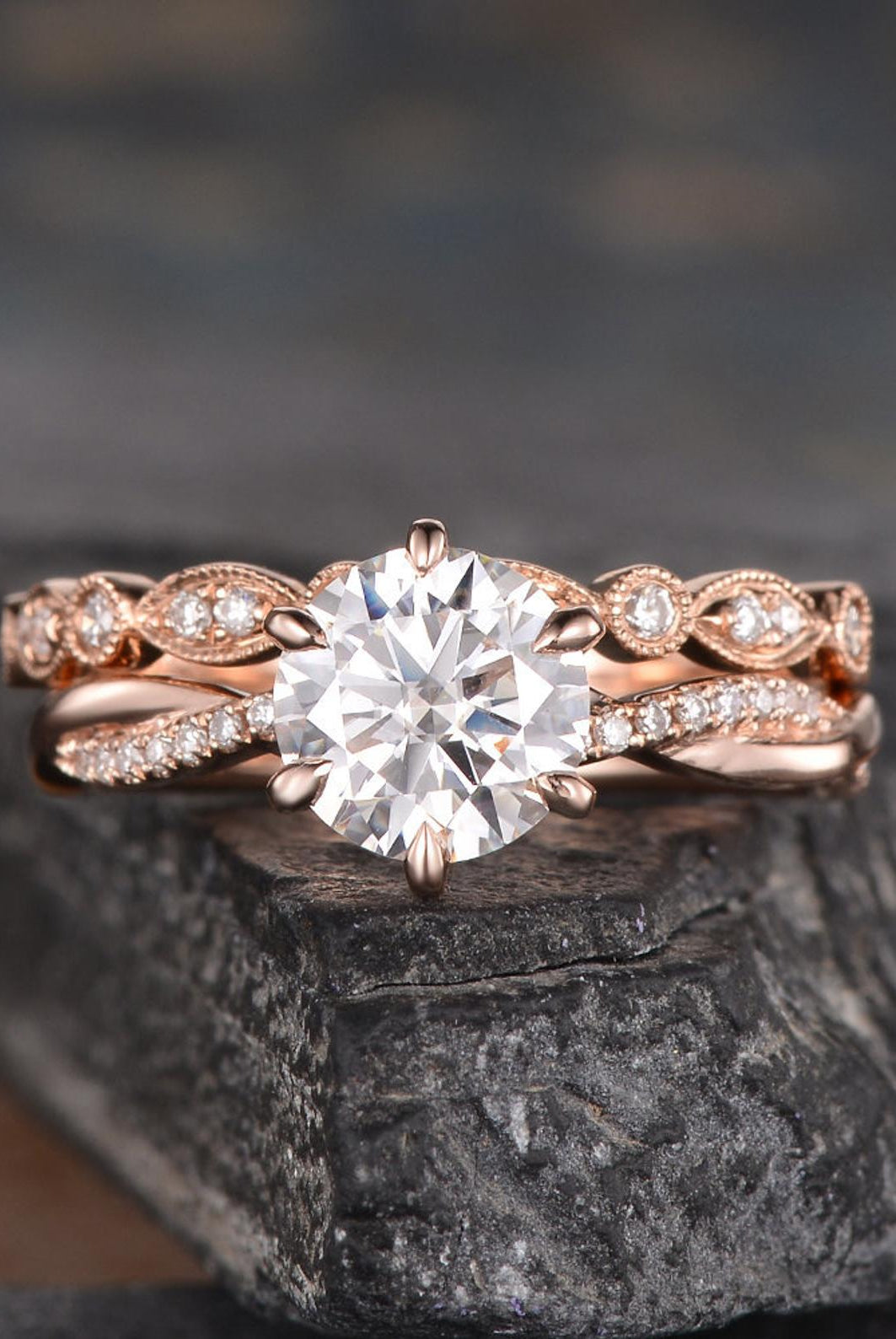 round-cut-solitaire-milgrain-style-moissanite-bridal-ring-set