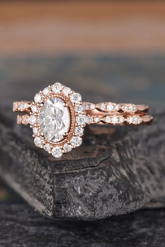 oval-cut-halo-moissanite-bridal-ring-set-1