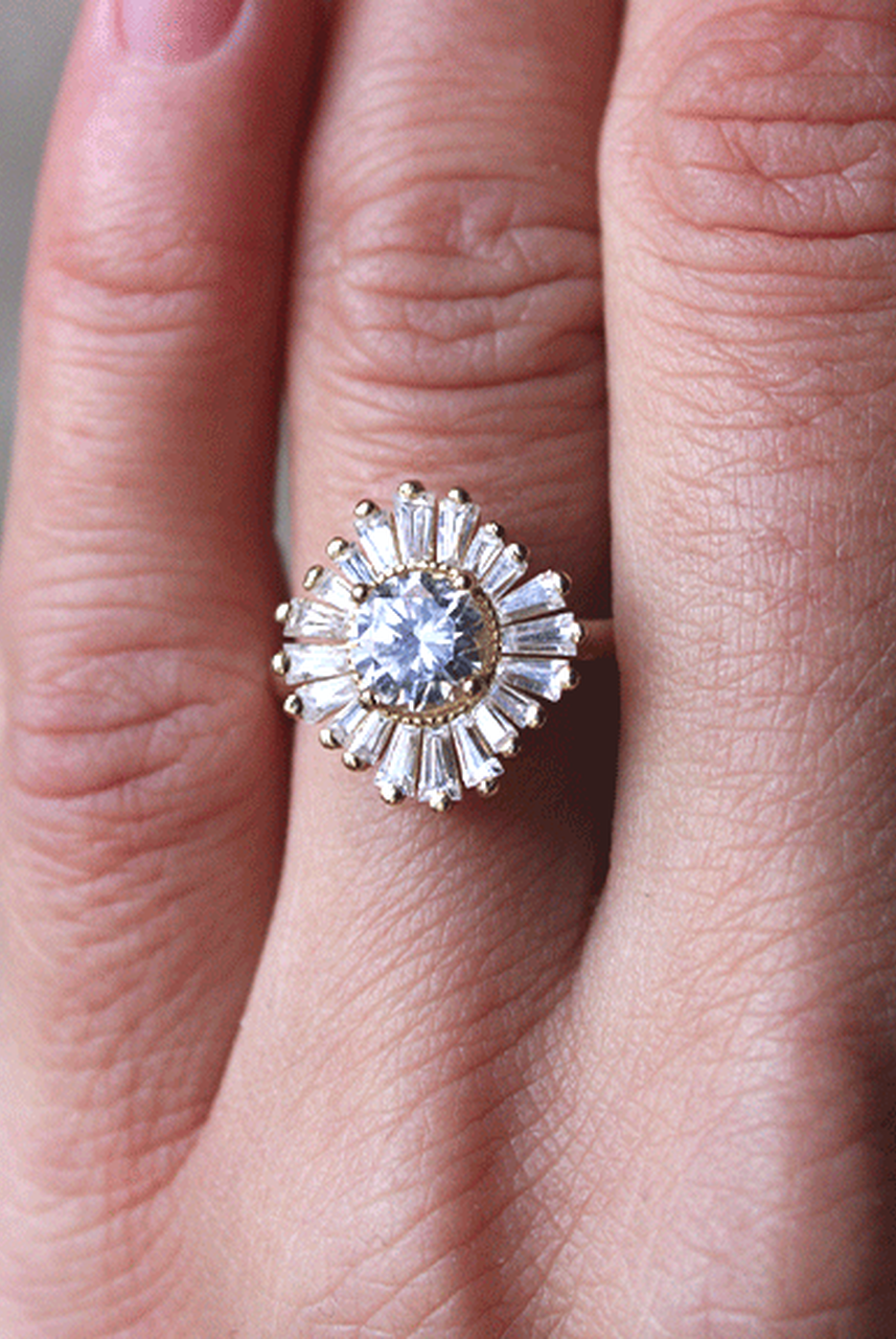 1.0CT Round Cluster Moissanite Diamond Engagement Ring For Women