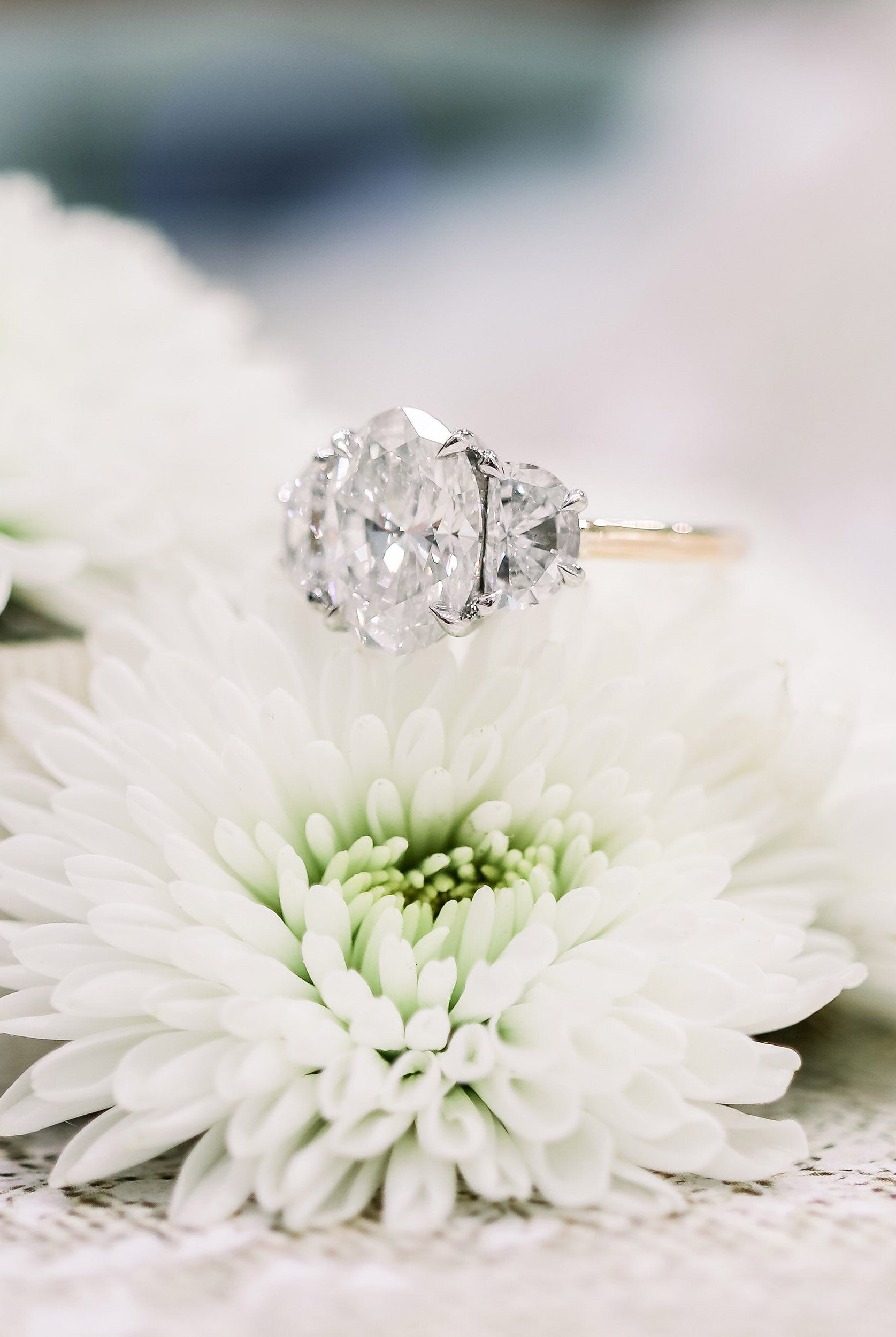 2.25CT Cathedral Set Oval Moissanite Diamond Three Stone Engagement Ring In 18K Solid Gold
