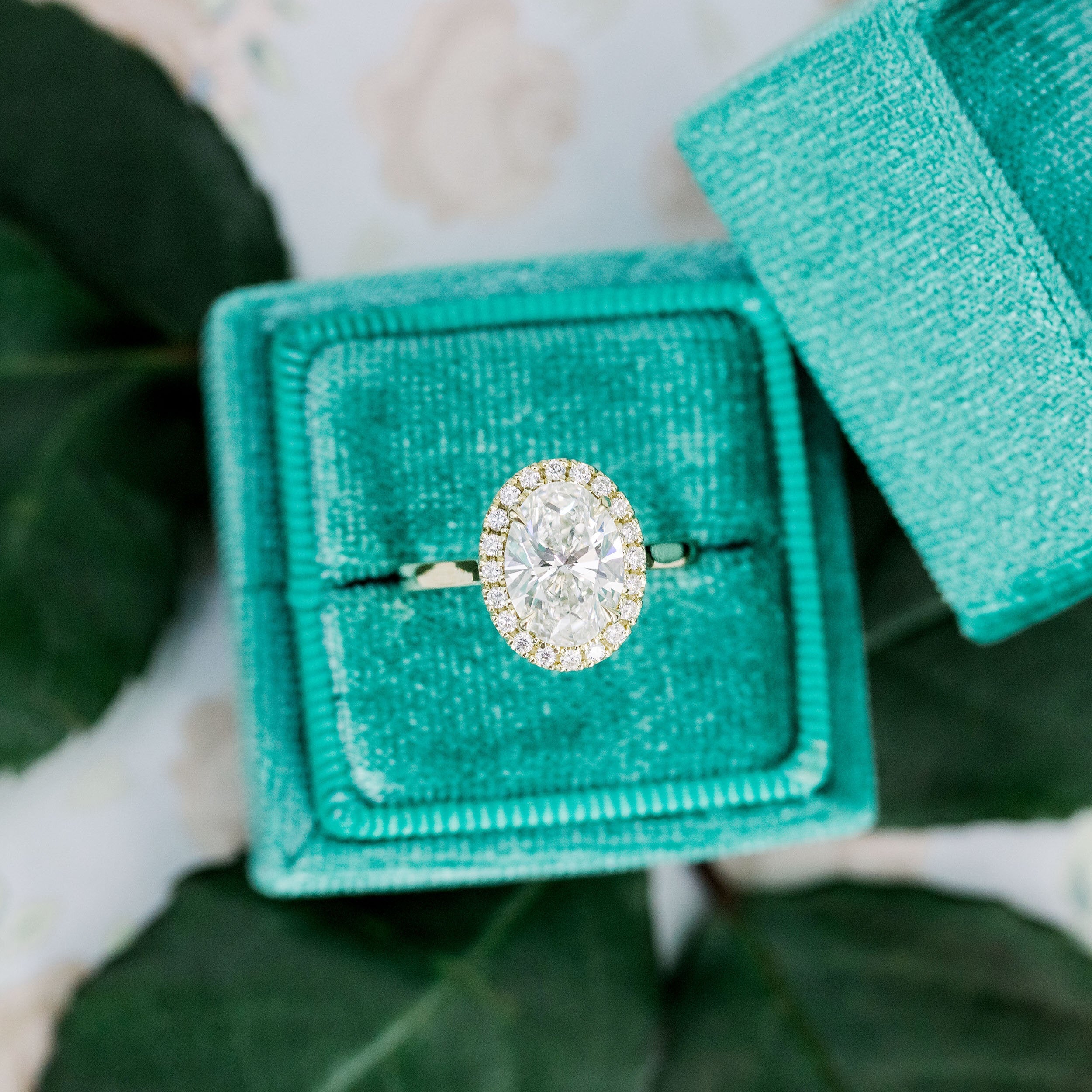 2.0CT Cathedral Set Oval Moissanite Diamond Halo Engagement Ring For Her