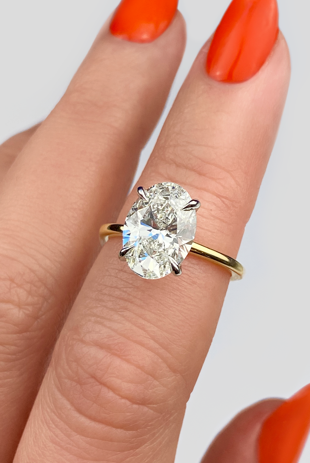 moissanite jewelry with geometric-inspired aesthetics