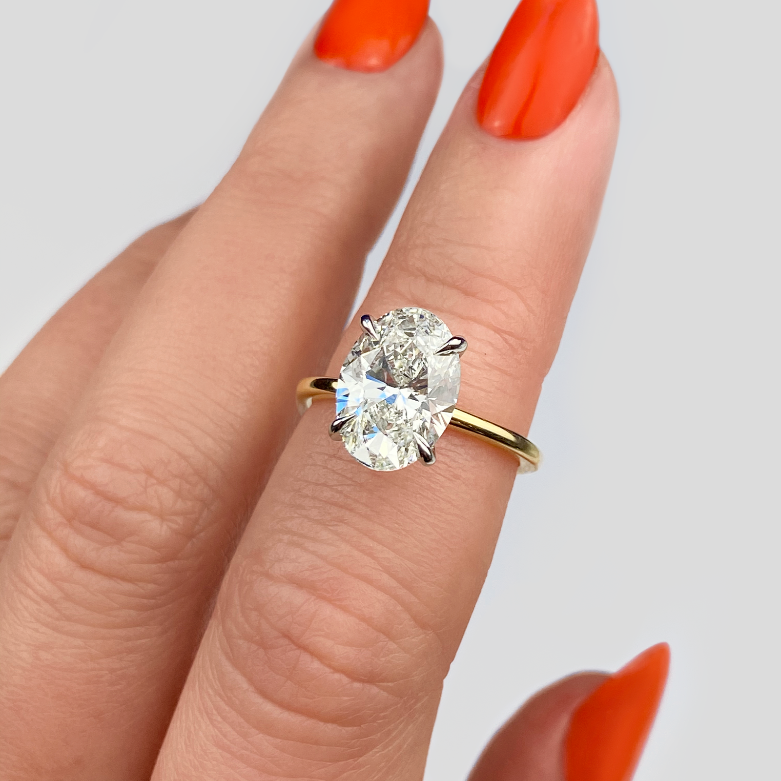 moissanite jewelry with geometric-inspired aesthetics