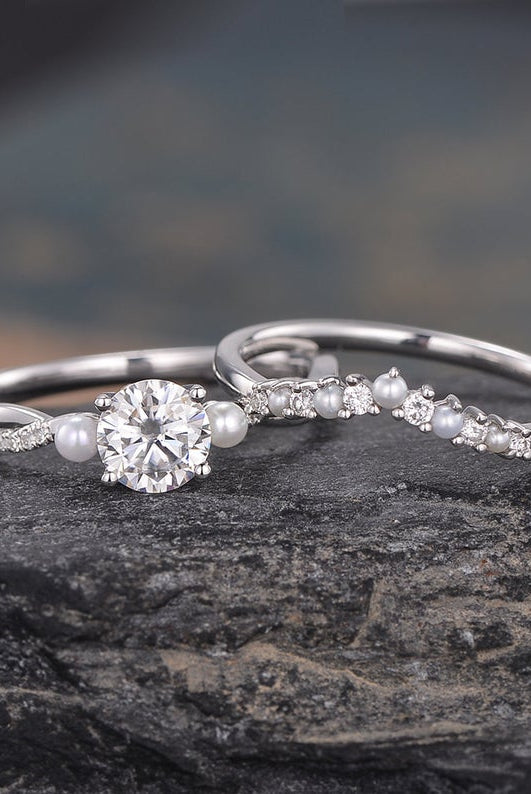 0-50-ct-round-twisted-pave-moissanite-bridal-ring-set
