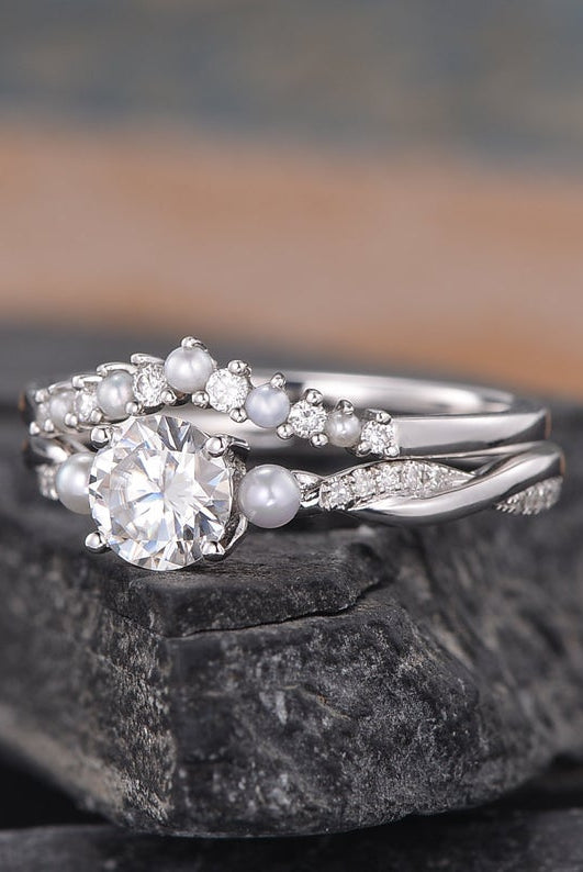 0-50-ct-round-twisted-pave-moissanite-bridal-ring-set