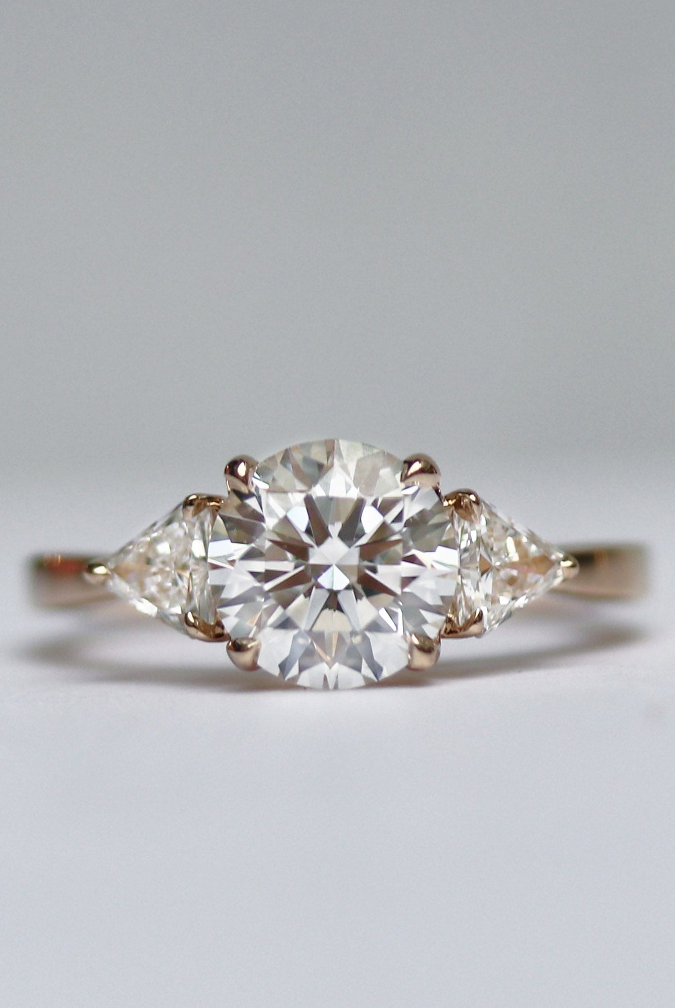 2.0CT Round Three Stone Moissanite Diamond Solitaire Engagement Ring For Women