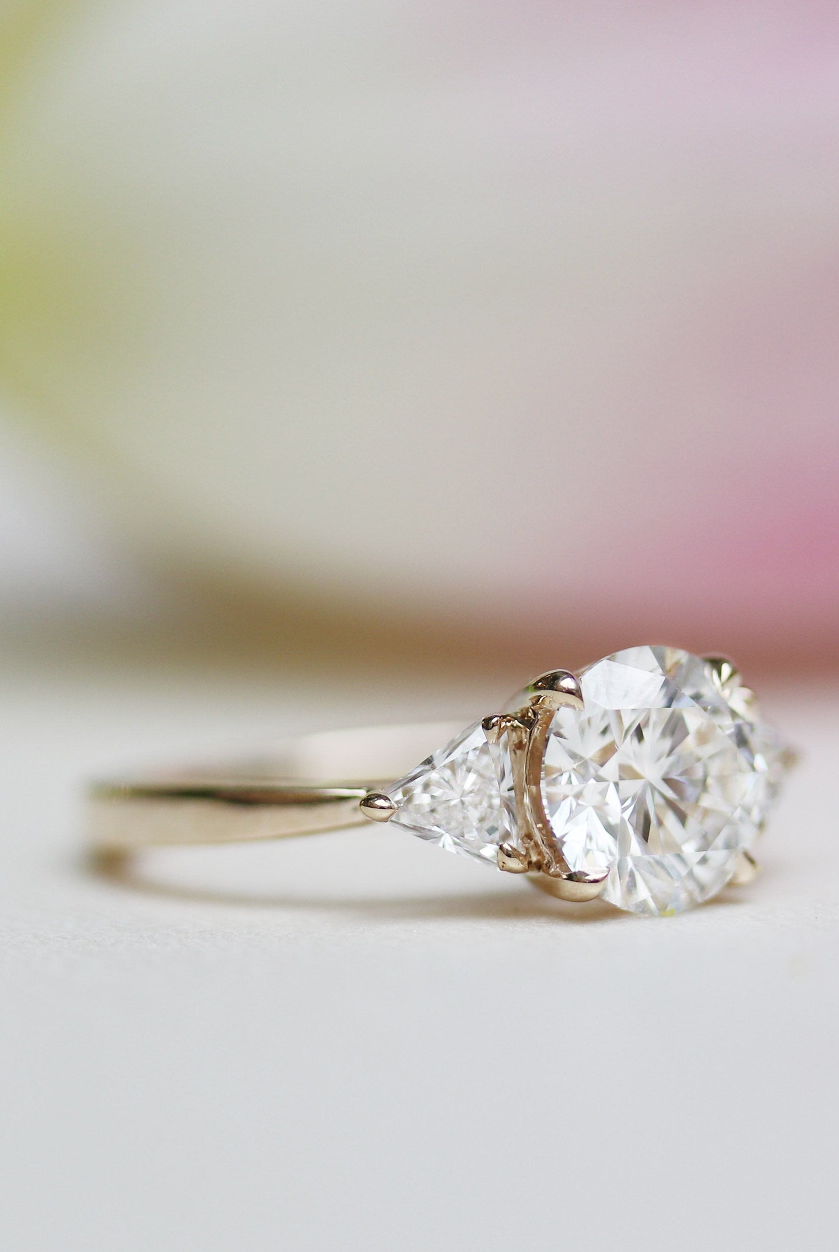 2.0CT Round Three Stone Moissanite Diamond Solitaire Engagement Ring For Women