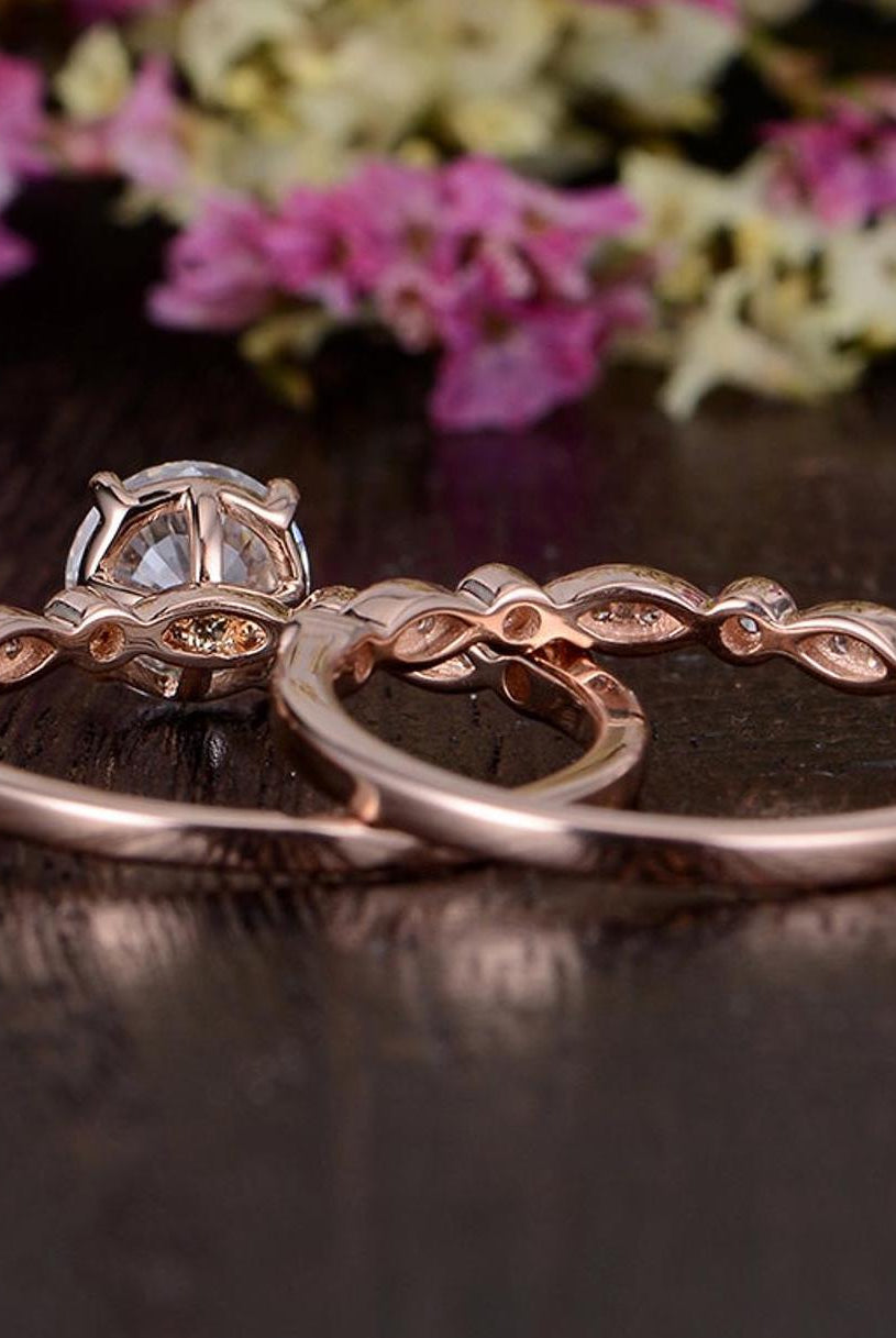 1-0-ct-round-cut-solitaire-milgrain-style-moissanite-bridal-ring-set