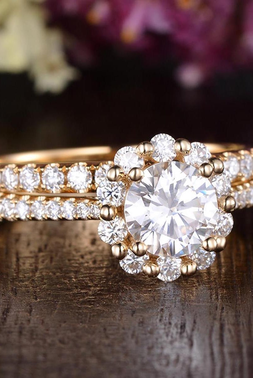 round-halo-pave-moissanite-bridal-ring-set