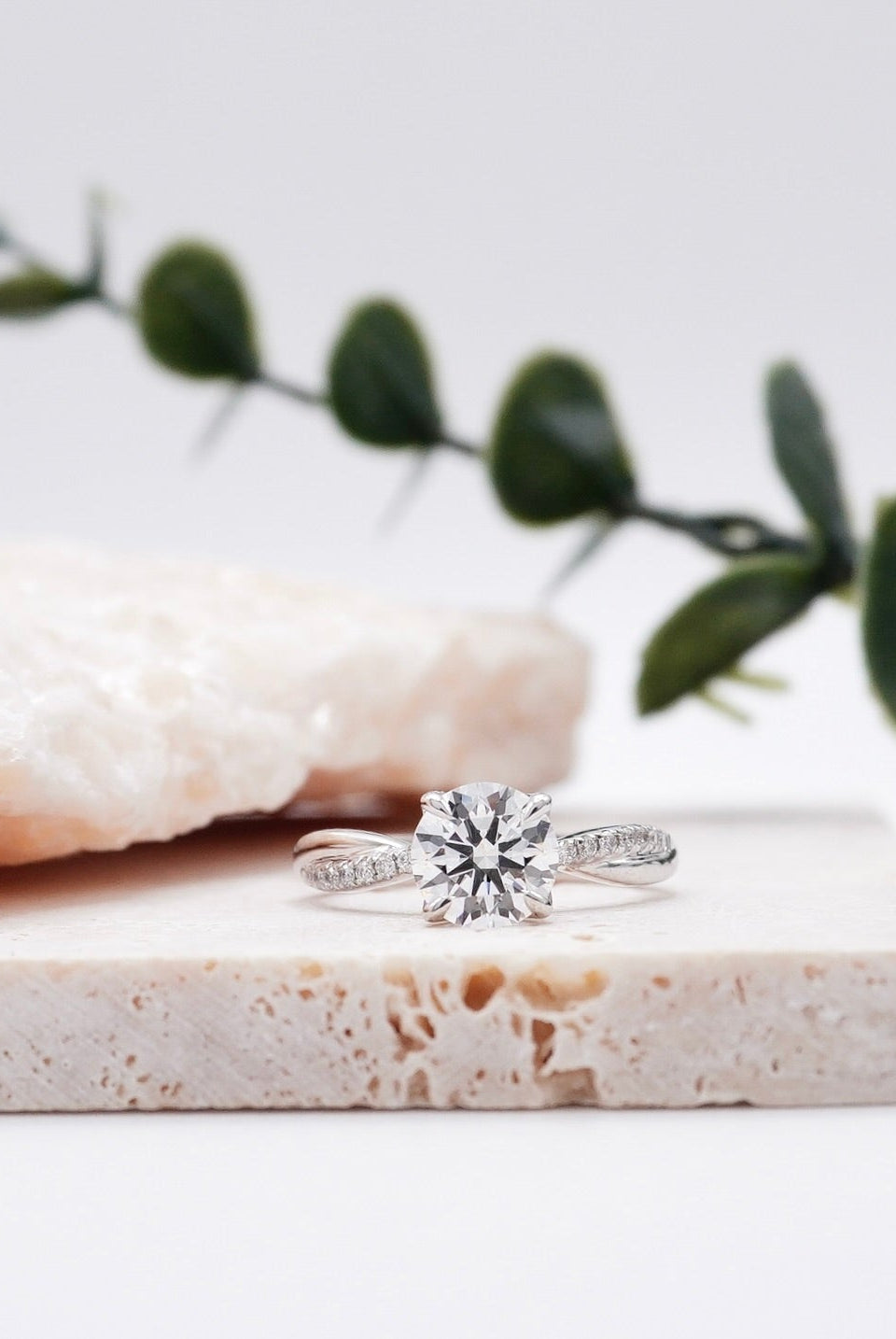 Round Cut Diamond Infinity Moissanite Engagement Ring For Her