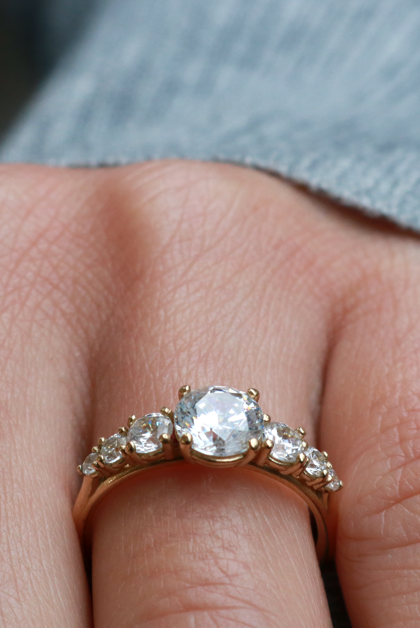 1.45CT Round Seven Stone Moissanite Diamond Solitaire Engagement Ring