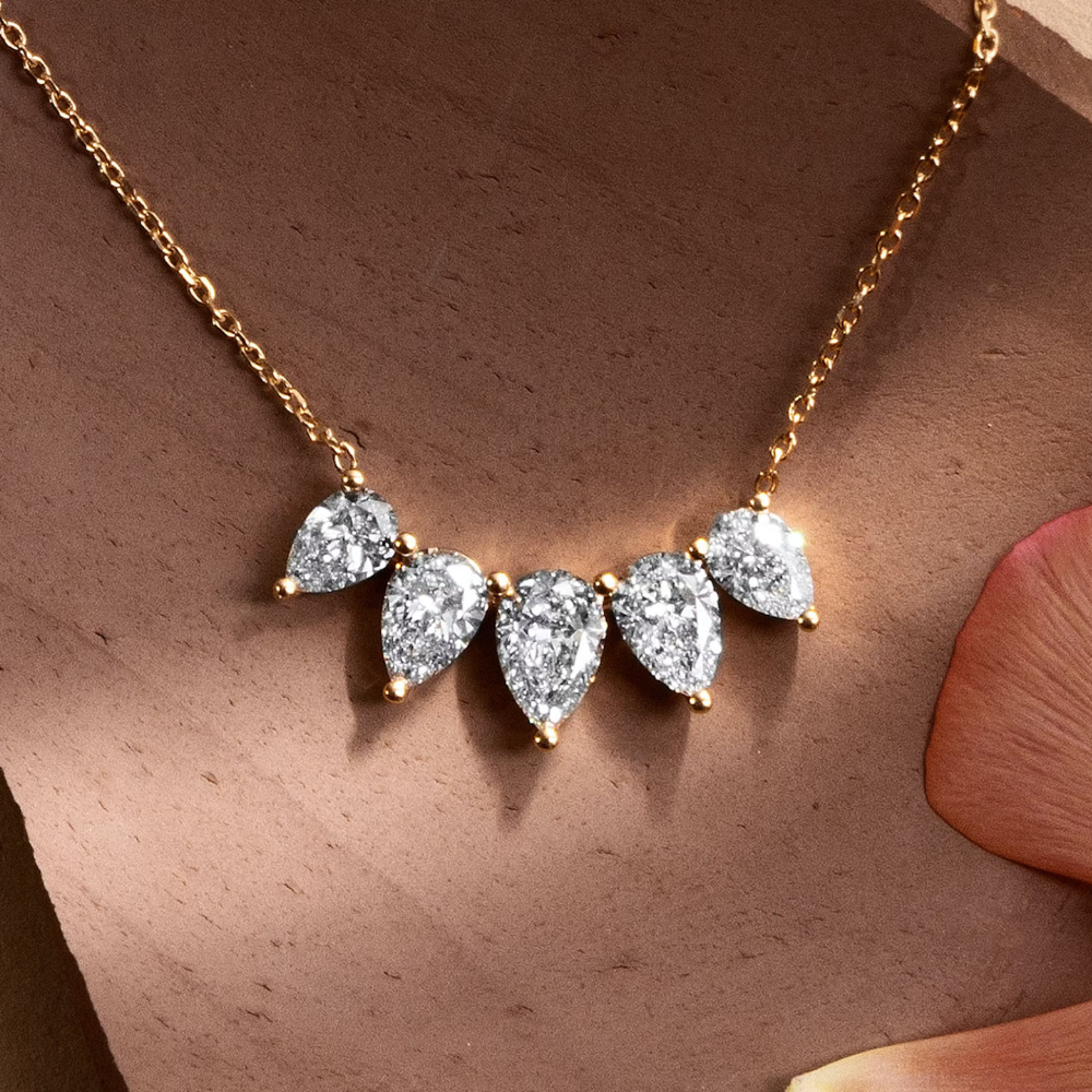 4Cs Diamond Jewelry ~ Necklace