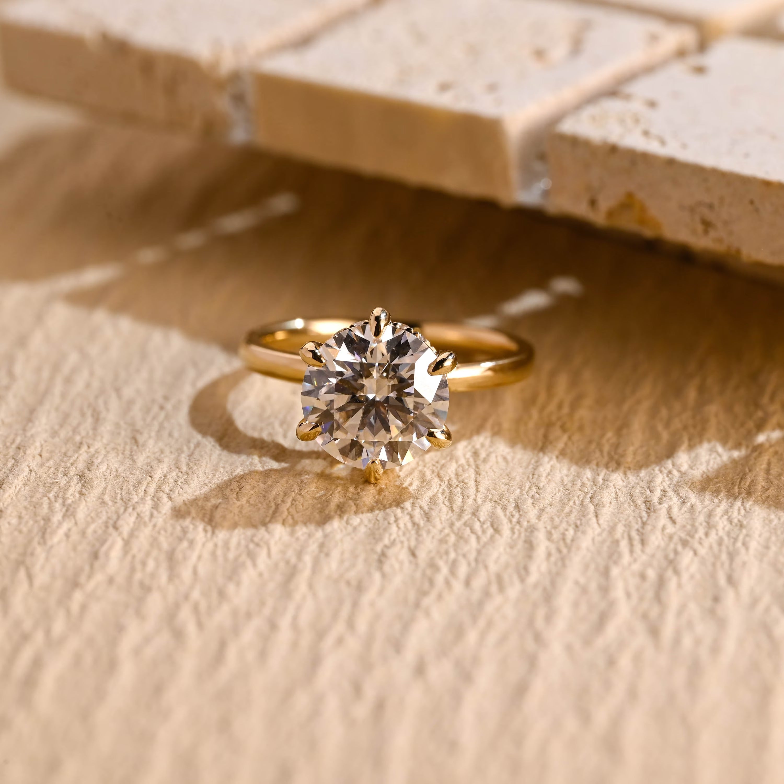1 Carat Moissanite Engagement Ring