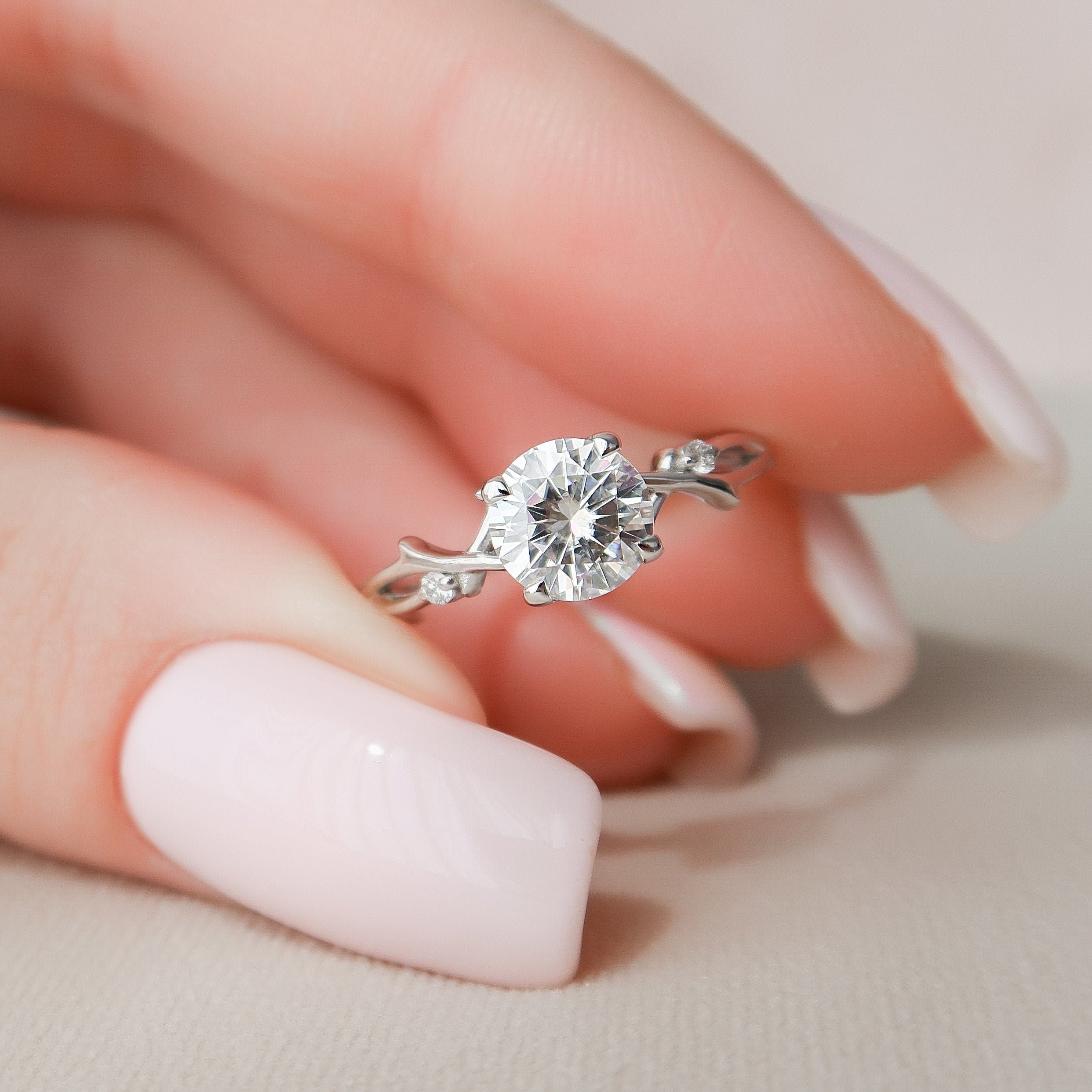 Round Cut Moissanite Ring
