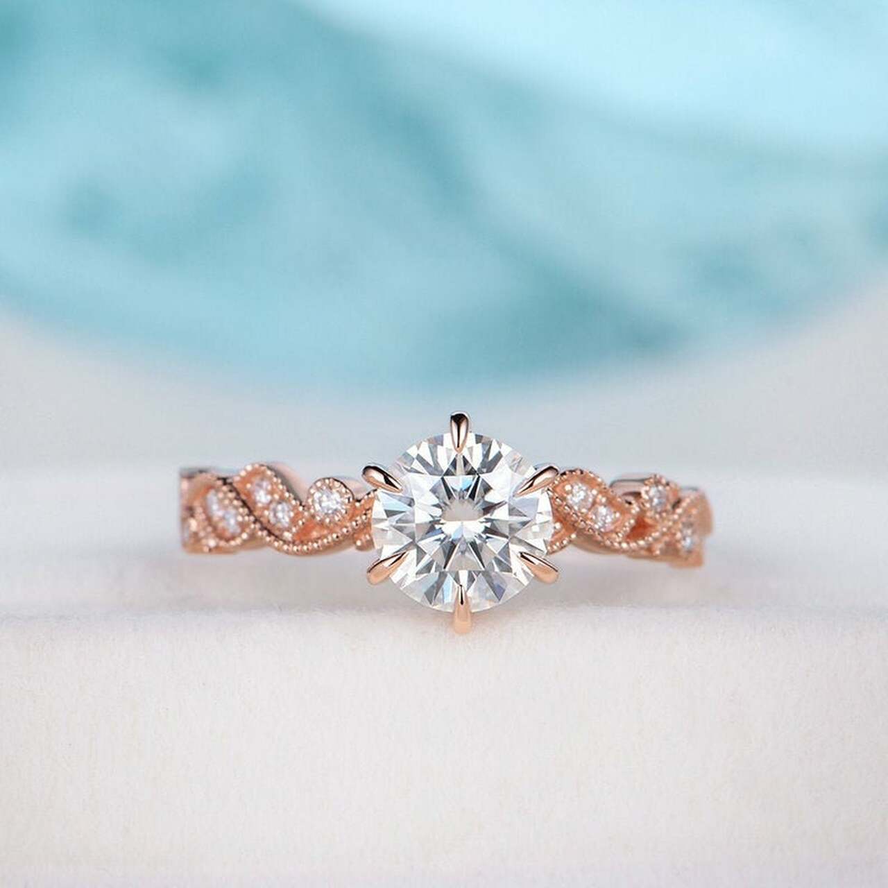 Round Cut Moissanite Ring