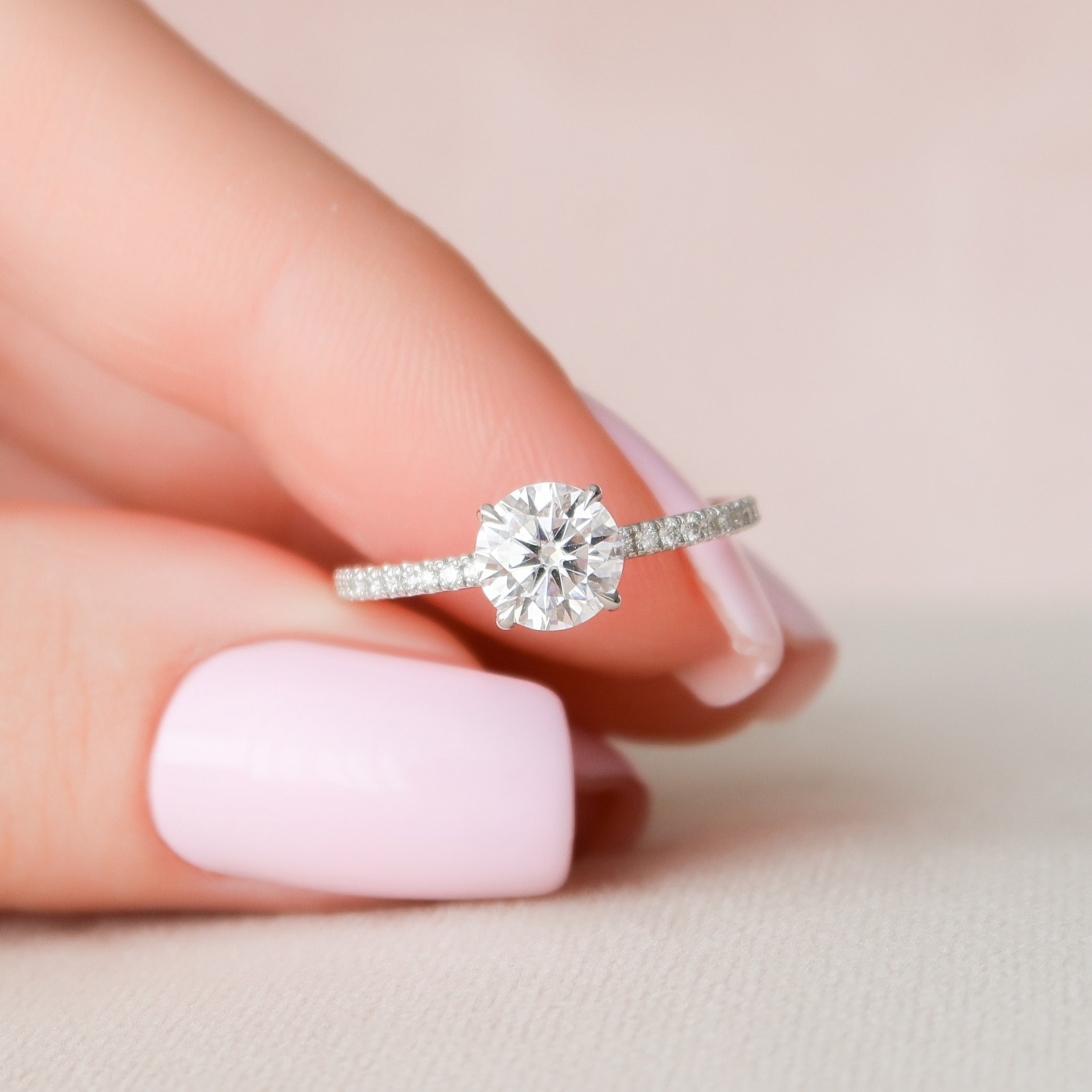 1ct Round Moissanite Ring