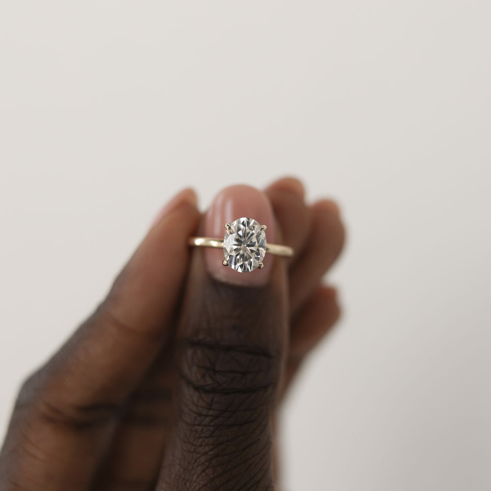 Oval Cut Moissanite Ring