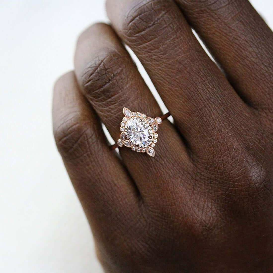Oval Moissanite Engagement Ring