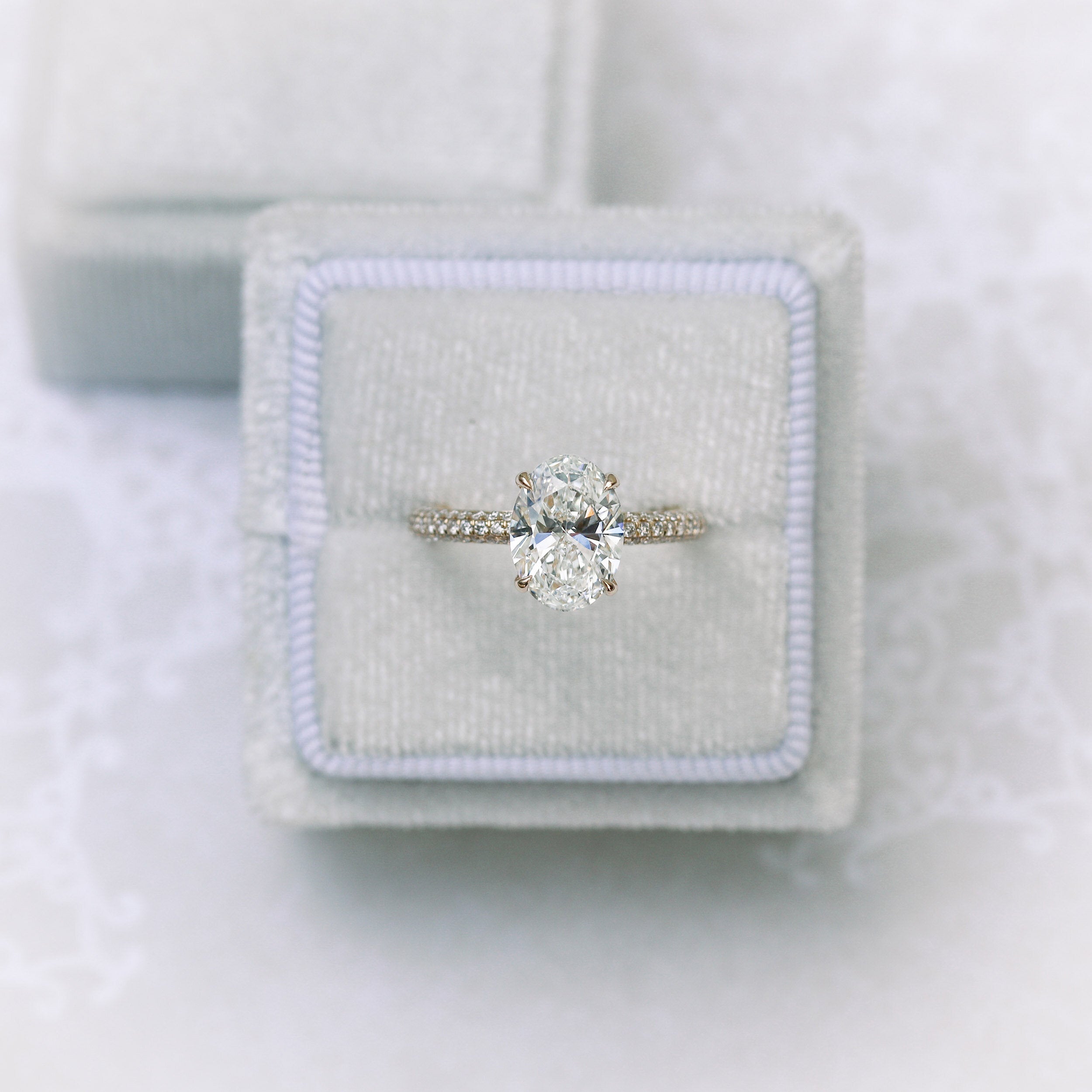 Oval Cut Moissanite Ring