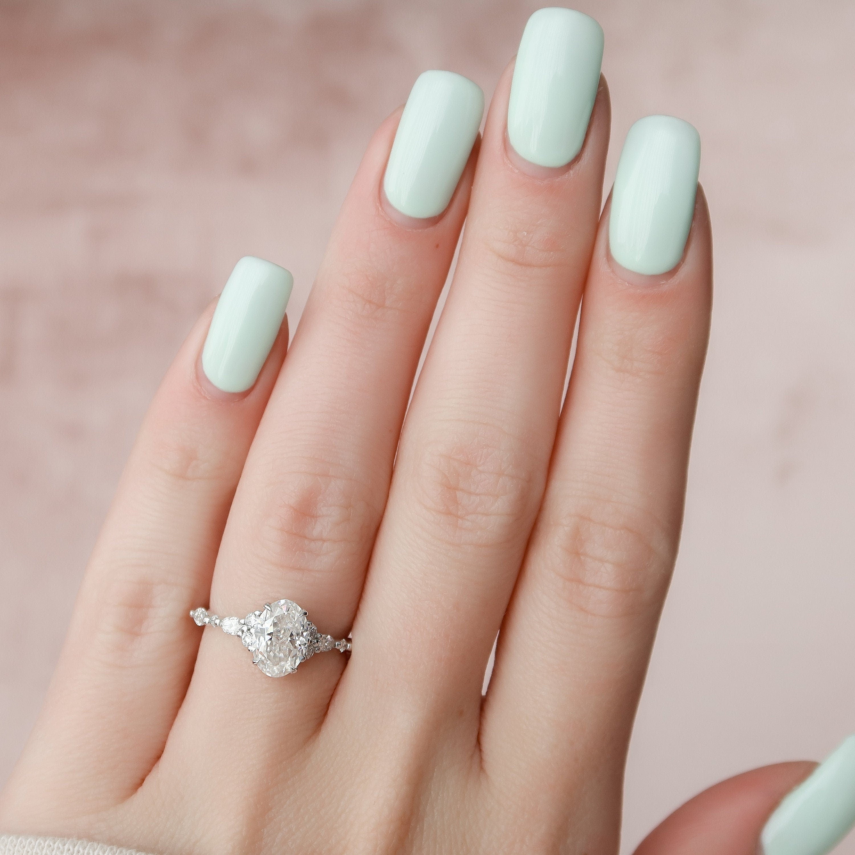 Oval Cut Moissanite Ring