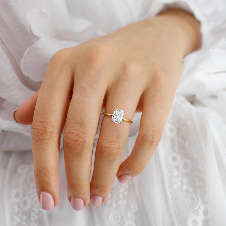 1.50 CT Moissanite Engagement Ring
