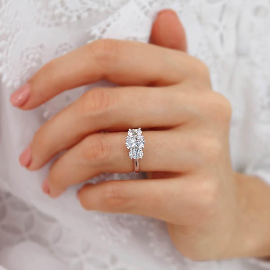 1.50 CT Moissanite Engagement Ring