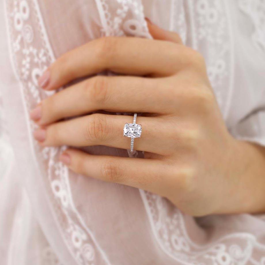 1.75 CT Moissanite Engagement Ring