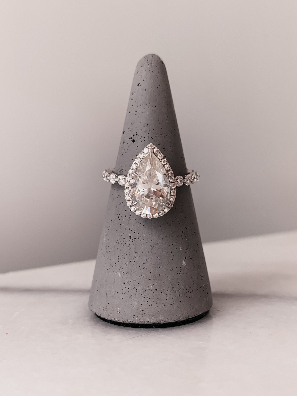 2.0CT Pear Halo Moissanite Diamond Bubble Pave Engagement Ring