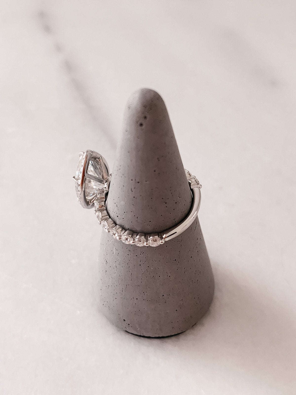 2.0CT Pear Halo Moissanite Diamond Bubble Pave Engagement Ring